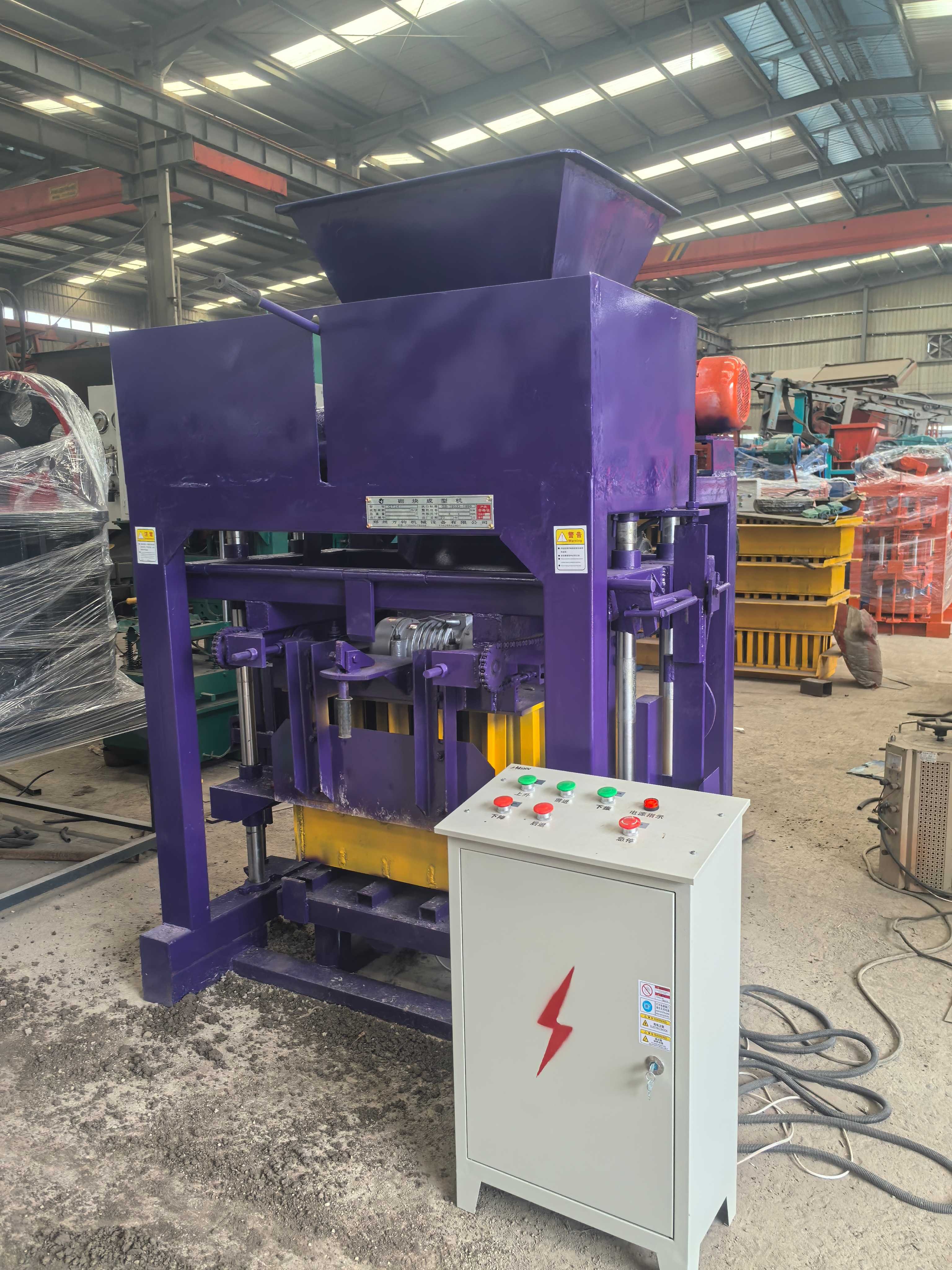 Concrete Block Making Machine Hollow Cement Block with Core Components Mold Concrete Machinery