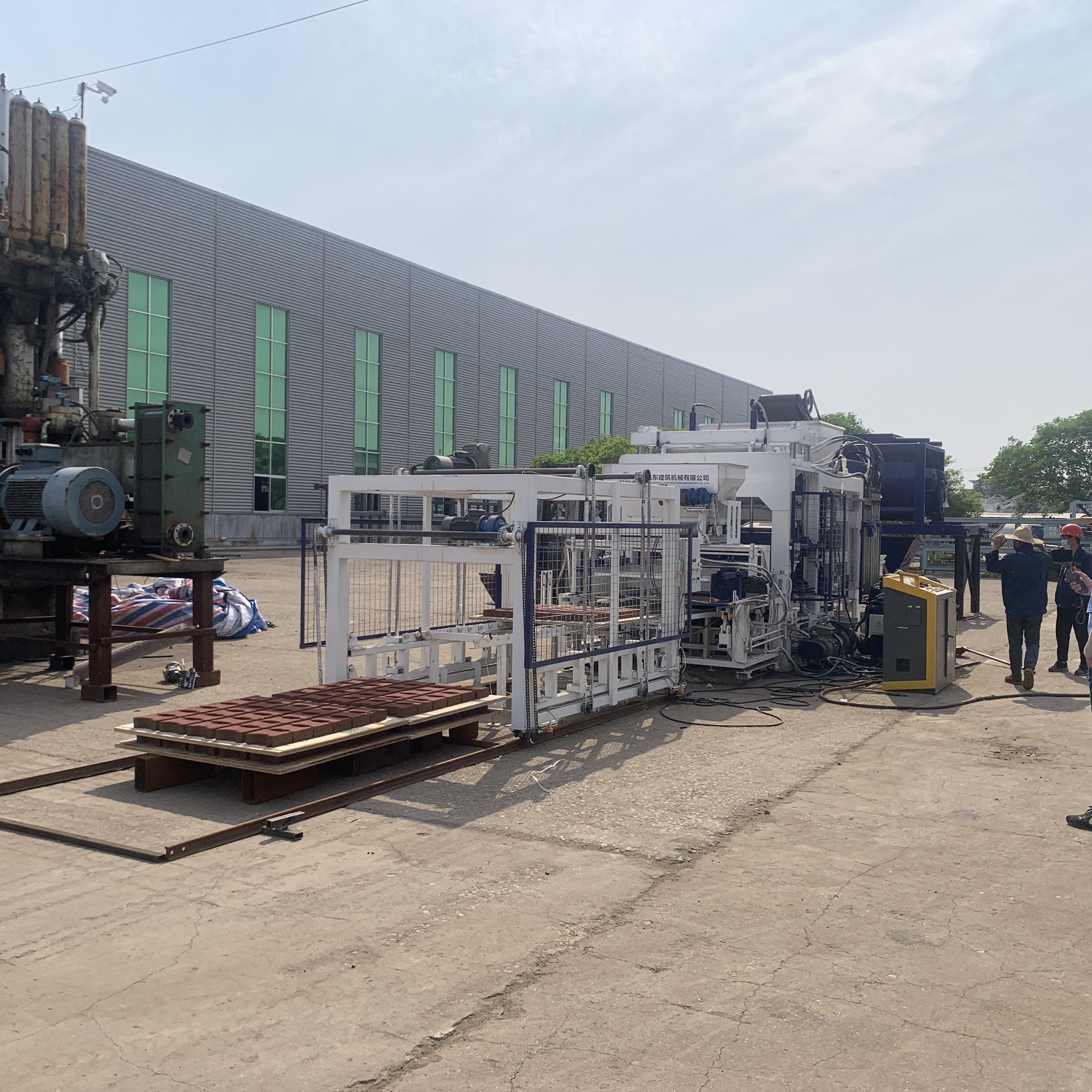 QT15-15 Full Automatic High Capacity Block Making Machine Concrete Hollow Cement Brick Making Machine