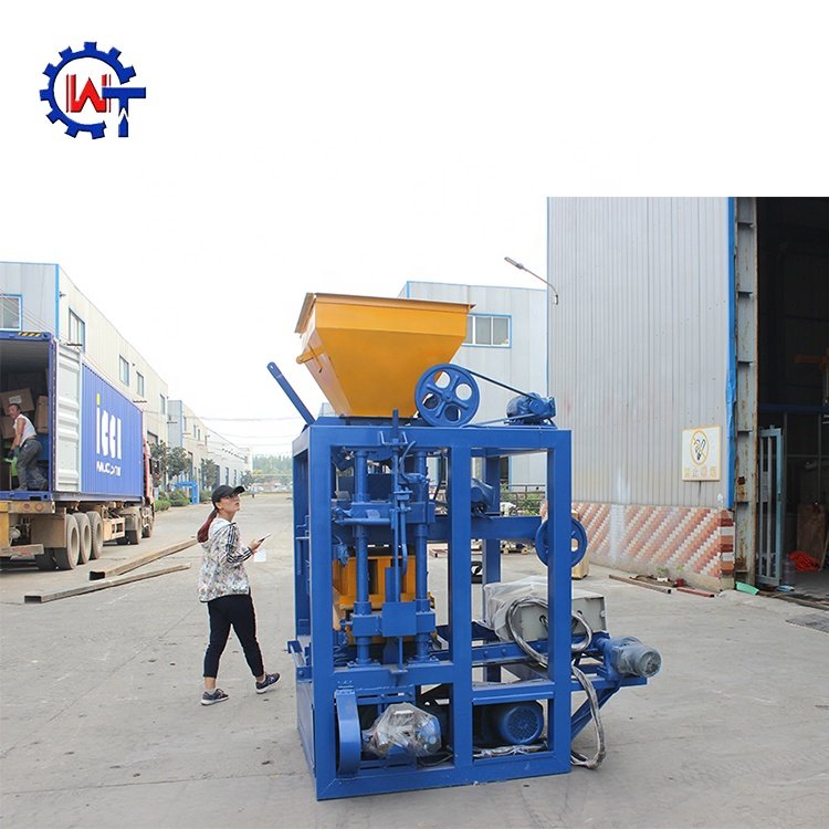Industries Machines of Brick Machine QT4-24 Small Scale Brick Cement Hollow Block Making Machine