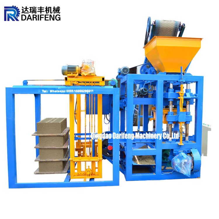 QT4-26 Semi automatic small scale concrete cement hollow brick block making machinery