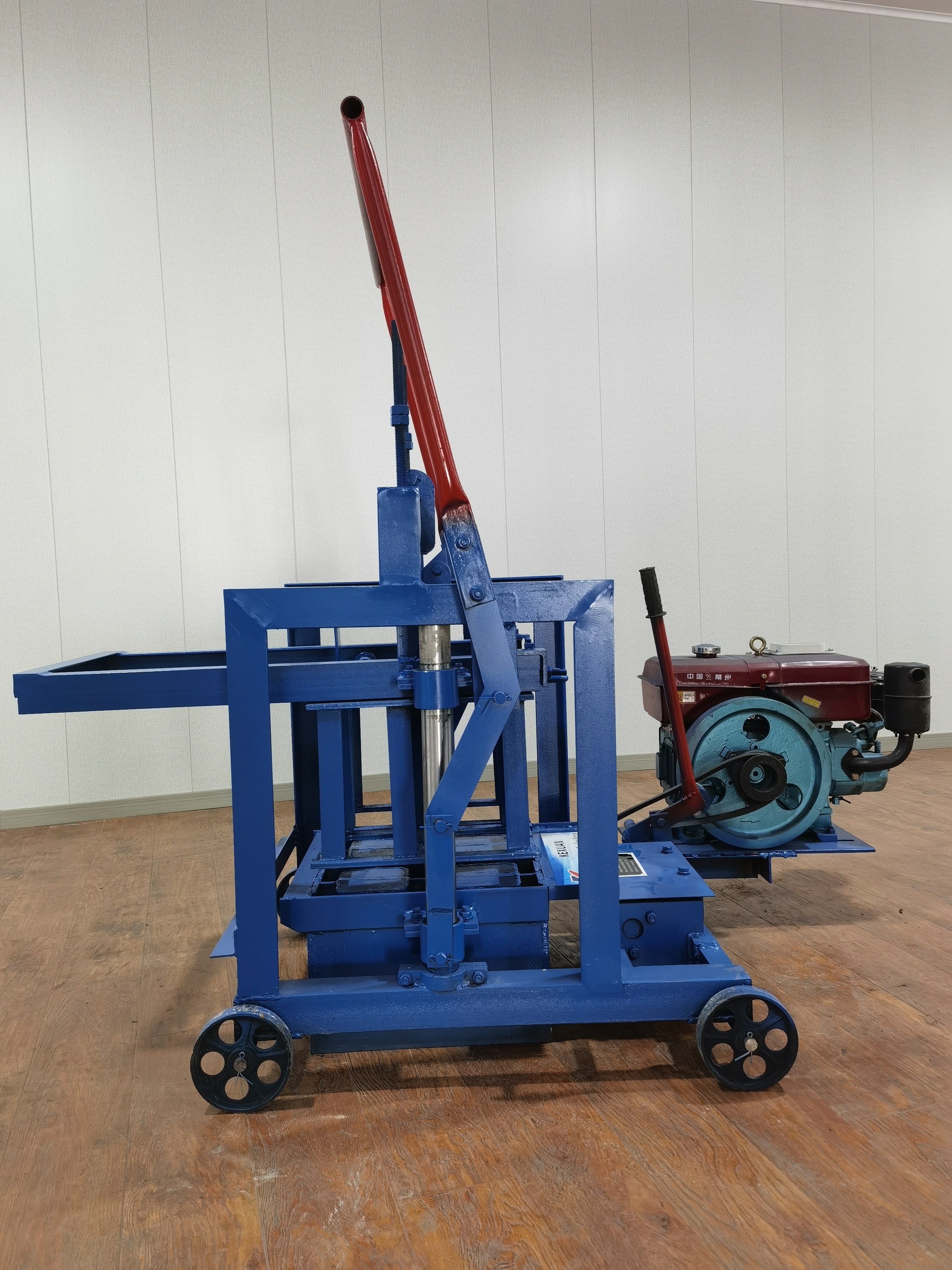 2-45 Straight Push Wider Diesel Block Bricks.brick Making Machinery Brick Machine. Making 400-100 Long and Wide Solid Chinese