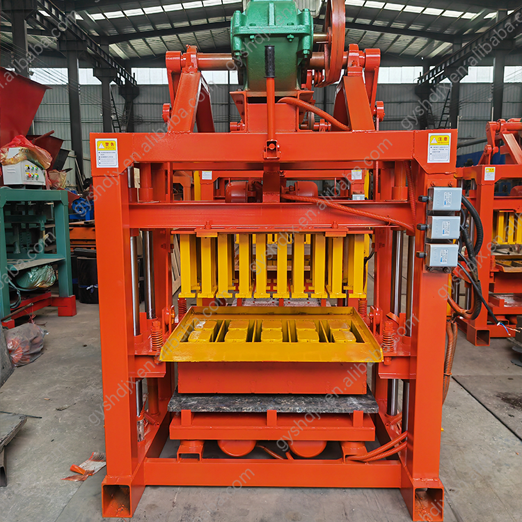 Best New Products Manufacturers Semi Automatic Brick Machine Interlocking Cement Brick Machine QT4-40 Brick Making Machine