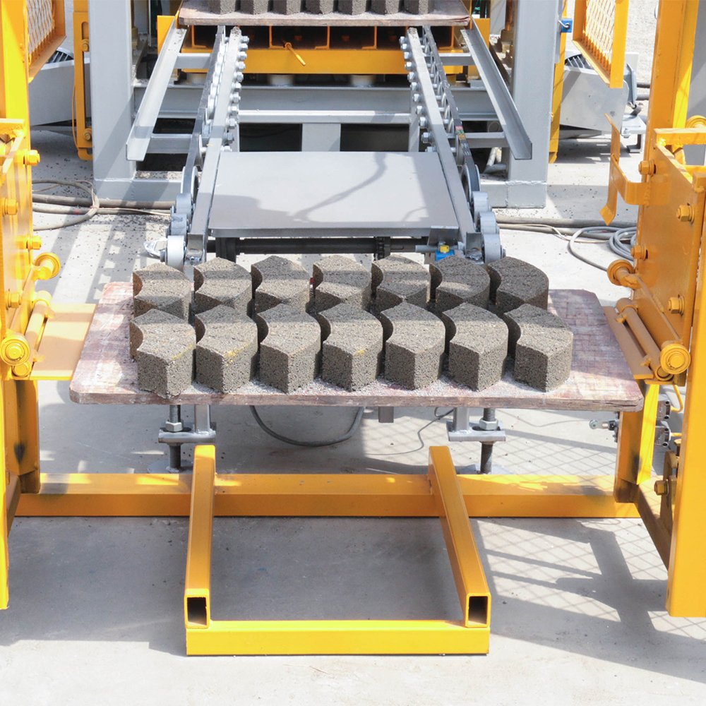 Qt4-25 Automatic Brick Making Machine for Sale Block Shape Press Mold for Stone