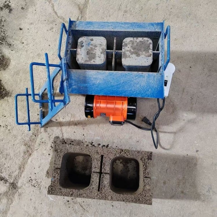 Wholesale small size handle household easy to operate brick making machine hot sale Zambia Ghana Kenya