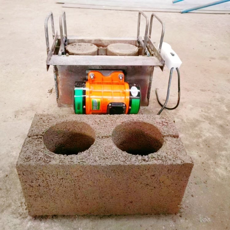 Wholesale small size handle household easy to operate brick making machine hot sale Zambia Ghana Kenya
