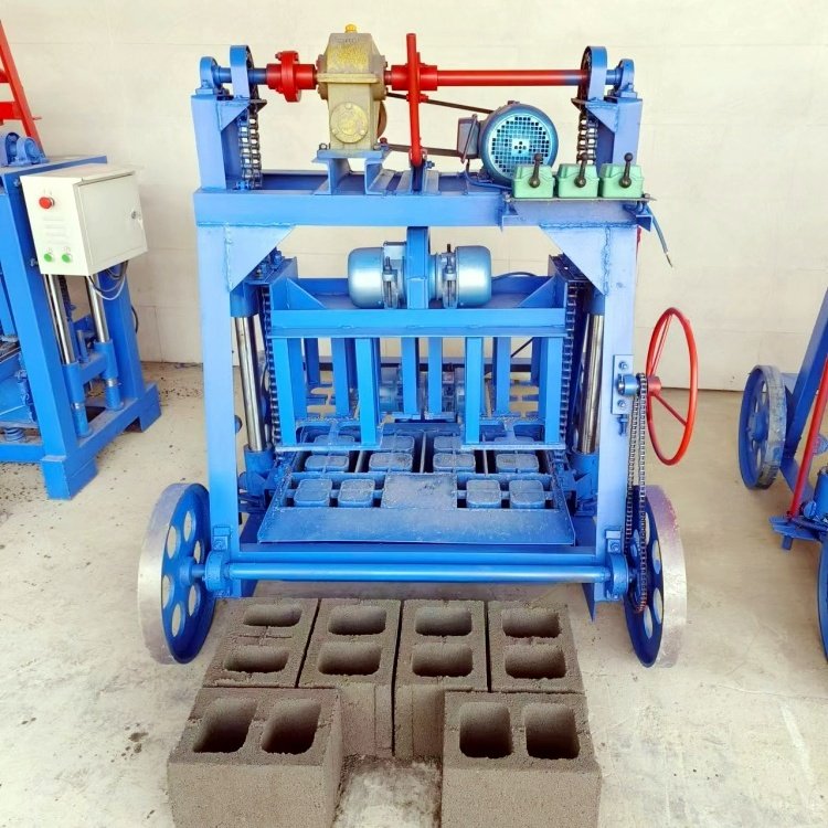 Convenient mobile wheel interlocking egg-shaped brick machine paving concrete block brick making machinery