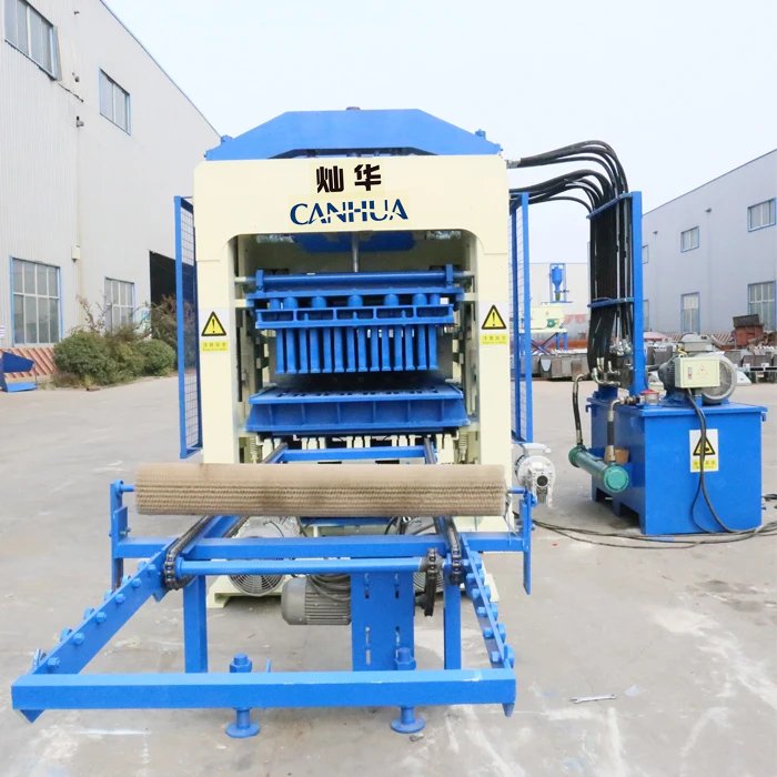 Equipment for Production Concrete Cement for Building Material Blocks Bricks Making Machine Qt 1015 Block Making Machine 15-20s