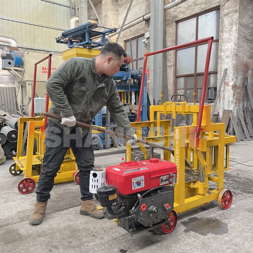 Diesel Brick Making Machine Semi-Automatic Movable Simple Structure Concrete Cement Clay Block mold Bearing Core