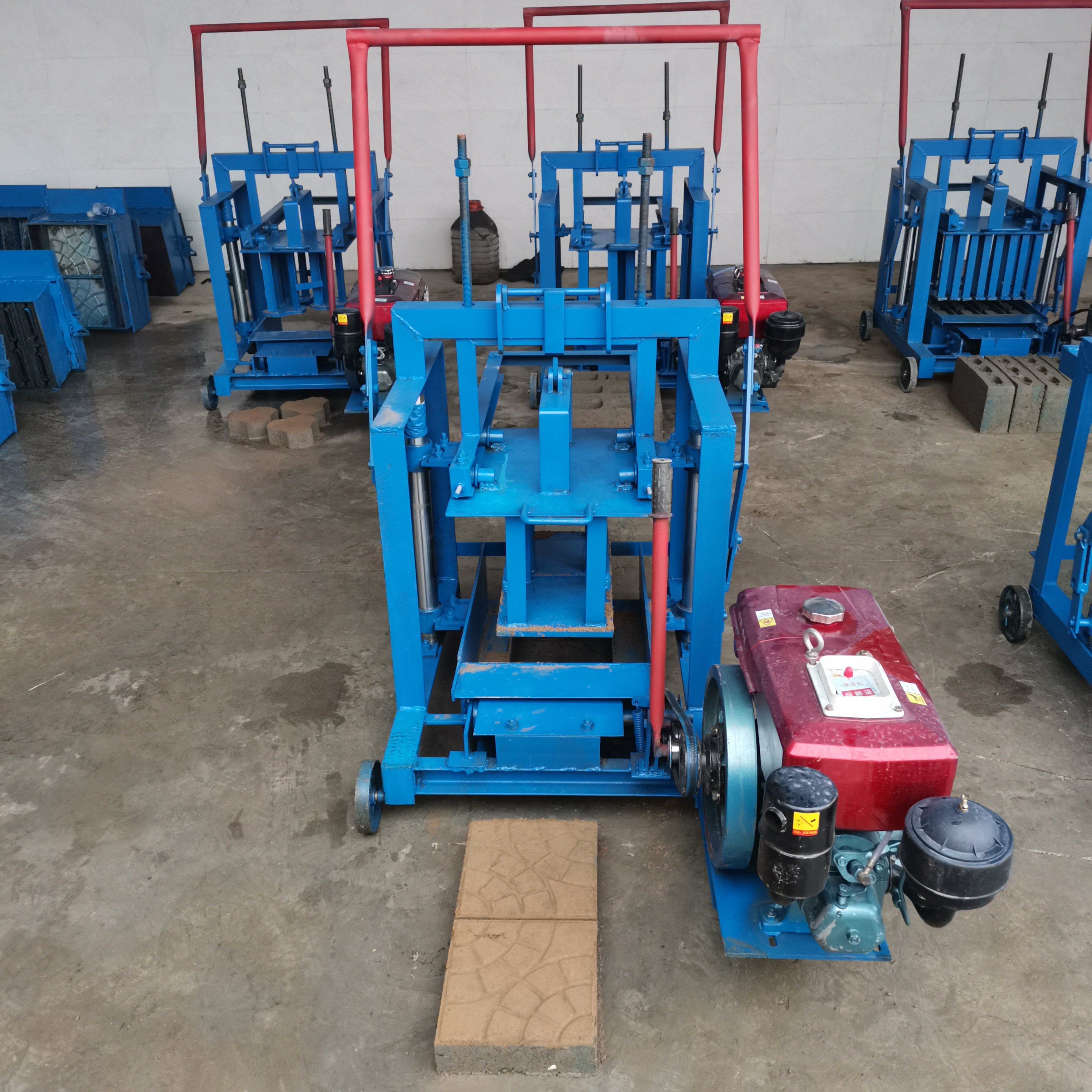 Best Selling Nigeria KM2-45 Mobile Diesel Powered Concrete Block Machine Producing Spanish Paving Block Bricks Pakistan Products