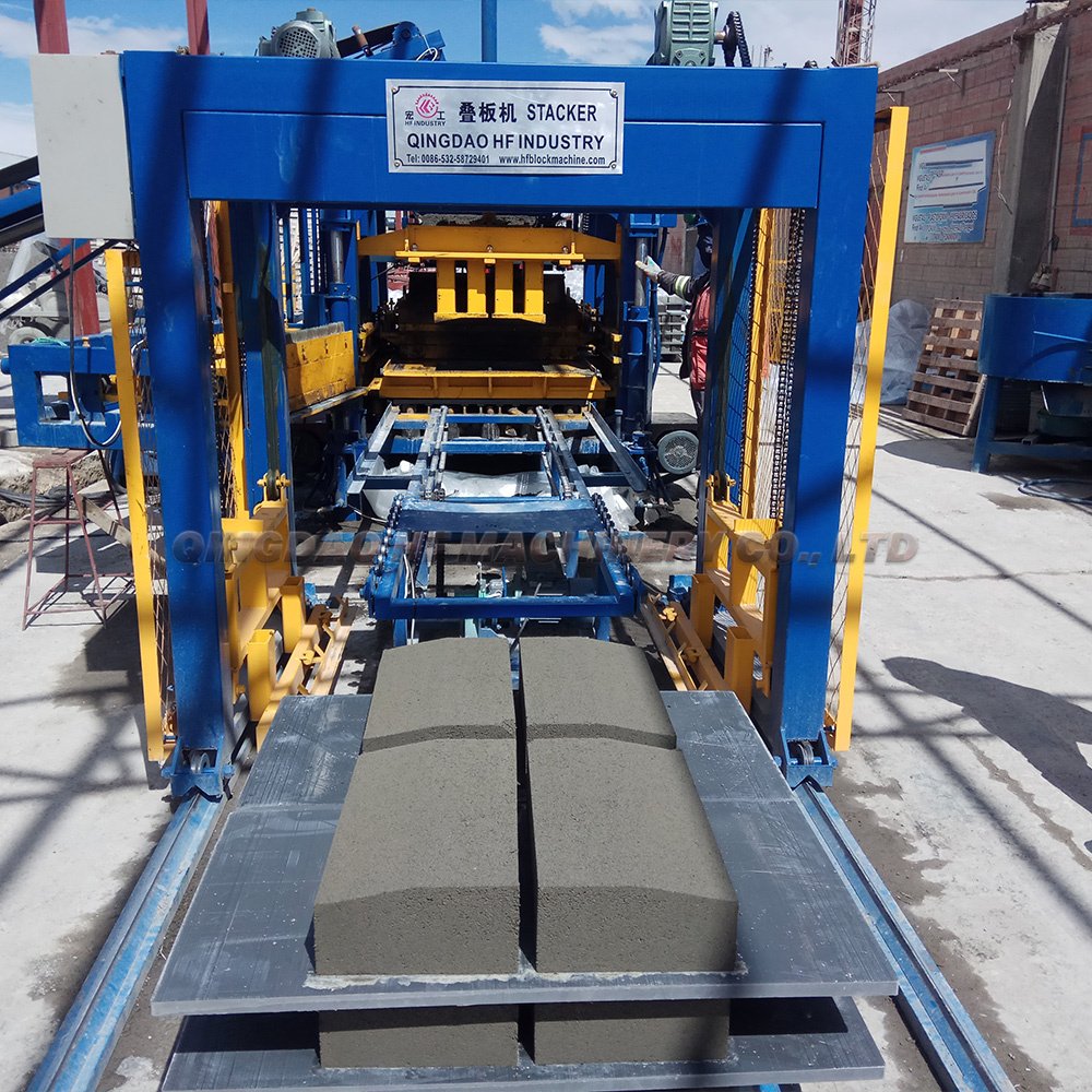 Qt5-15 Fully Automatic Block Making Machines Building Construction Equipment Concrete Pump Diesel Engine Brick Making Machinery