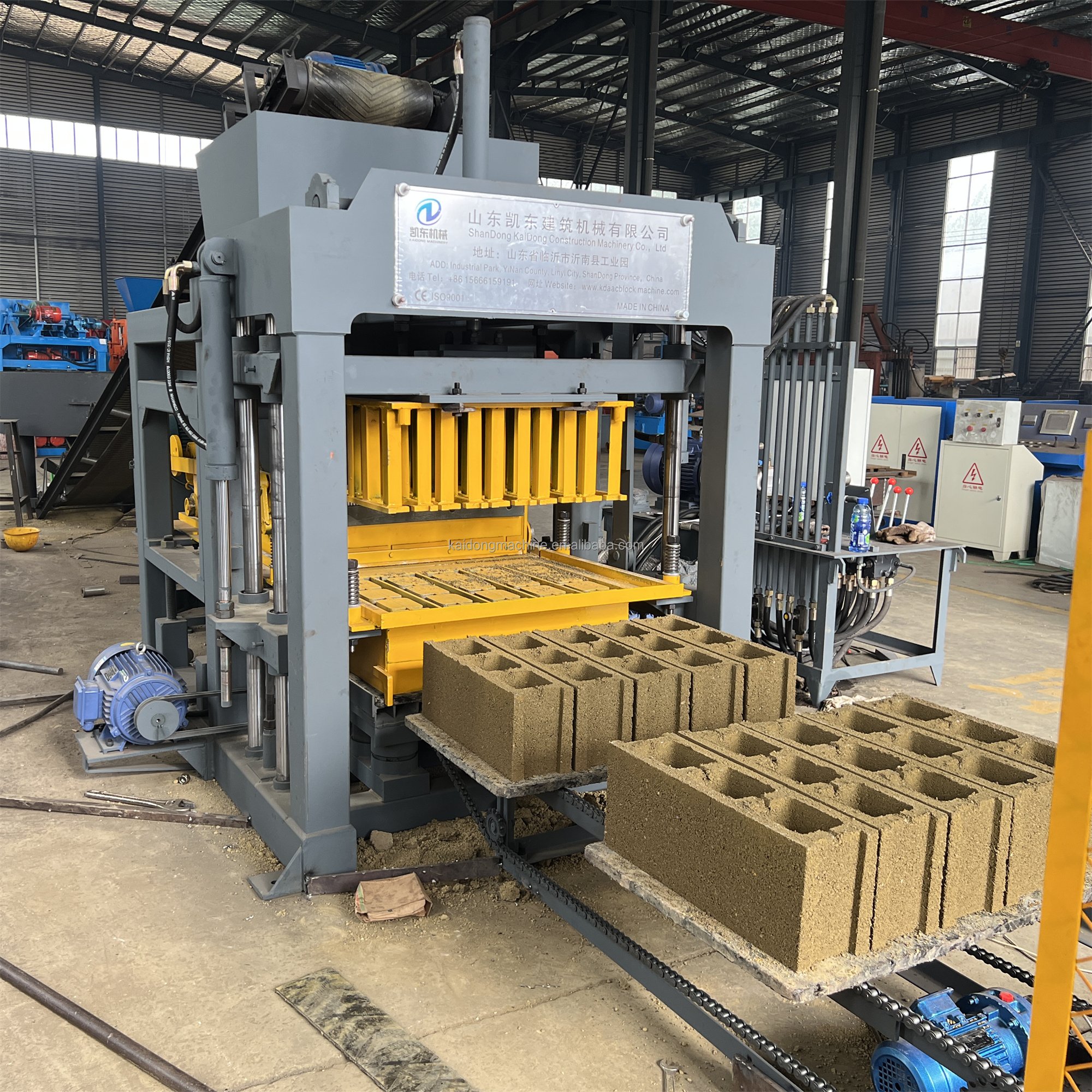 QT4-15D Automatic Brick Making Machine price adobe InDesign hollow blocks machine Concrete brick making machinery