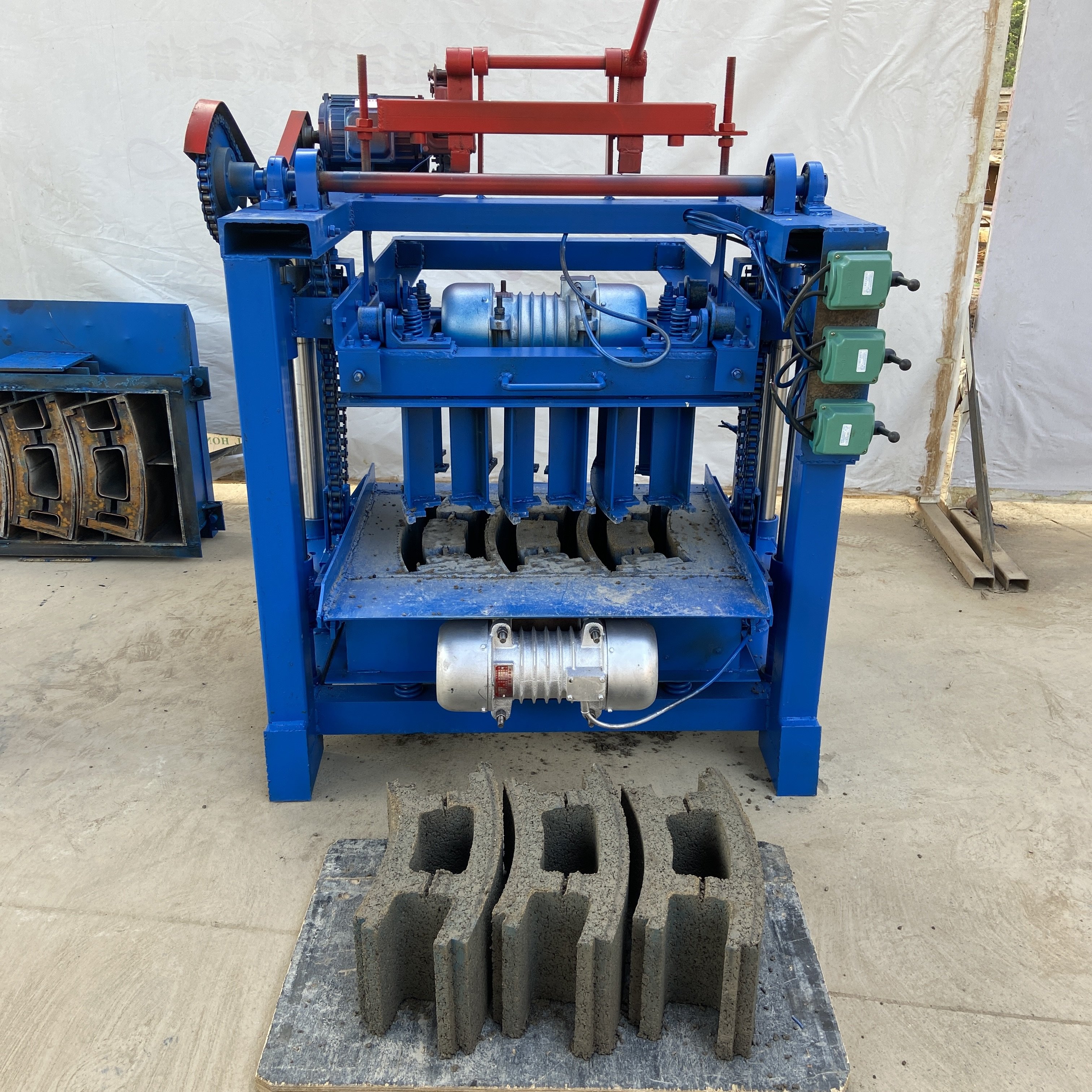 KX4-35 Semi-automatic Brick Making Machine,Concrete block molding machine with vibration molding