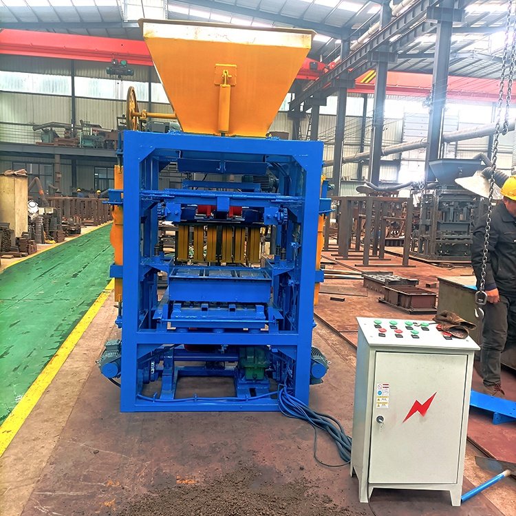 Hot sale type automatic brick making machine saves labor hollow pavement block making machine