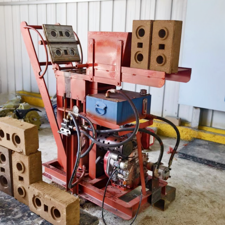 Earthen clay interlocking brick making machine hydraulic press clay brick making machine and clay brick making machine