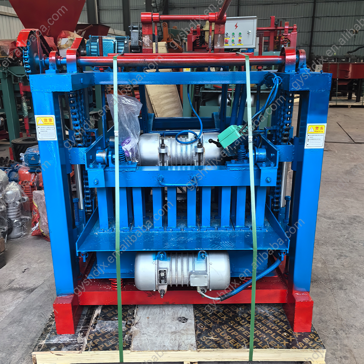 QT4-35 Small Diesel Engine Semi Automatic Brick Making Machine Price Movable Block Machine Egg Laying Block Making Machine