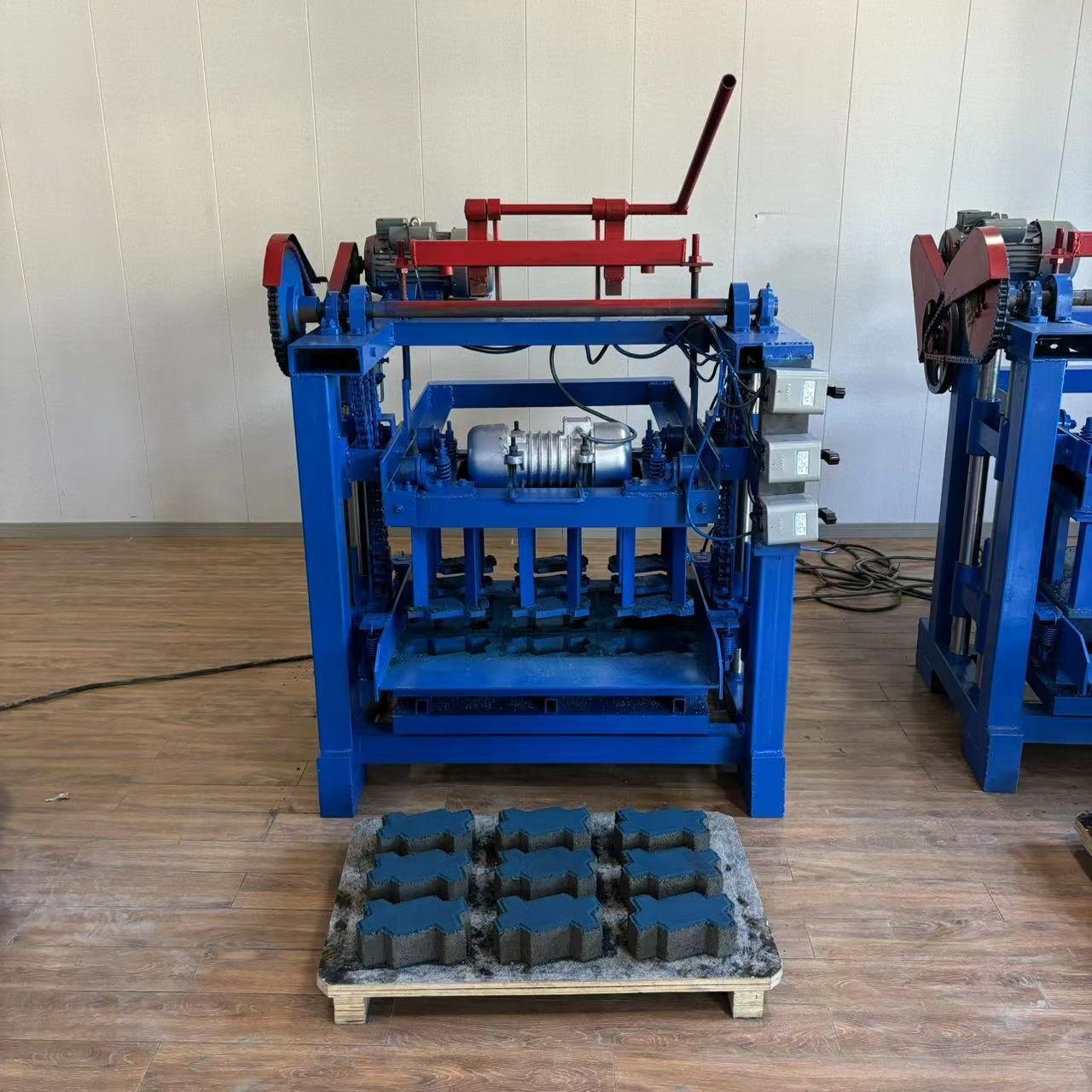 2024 hot selling high quality hollow brick making machine block machine