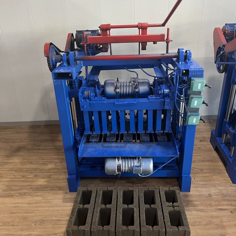 2024 hot selling high quality hollow brick making machine block machine