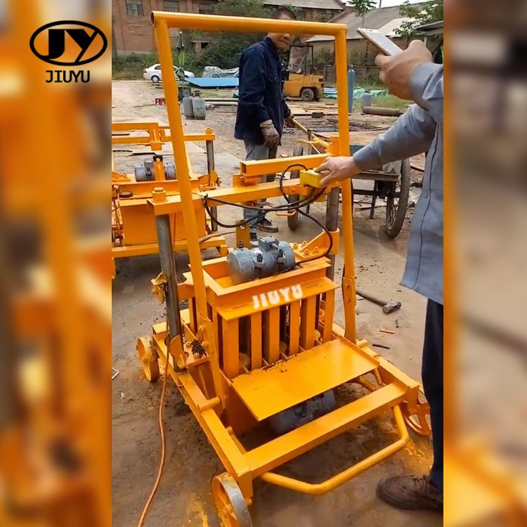 Widely used Cheap Factory stock small brick making machinery concrete block machine
