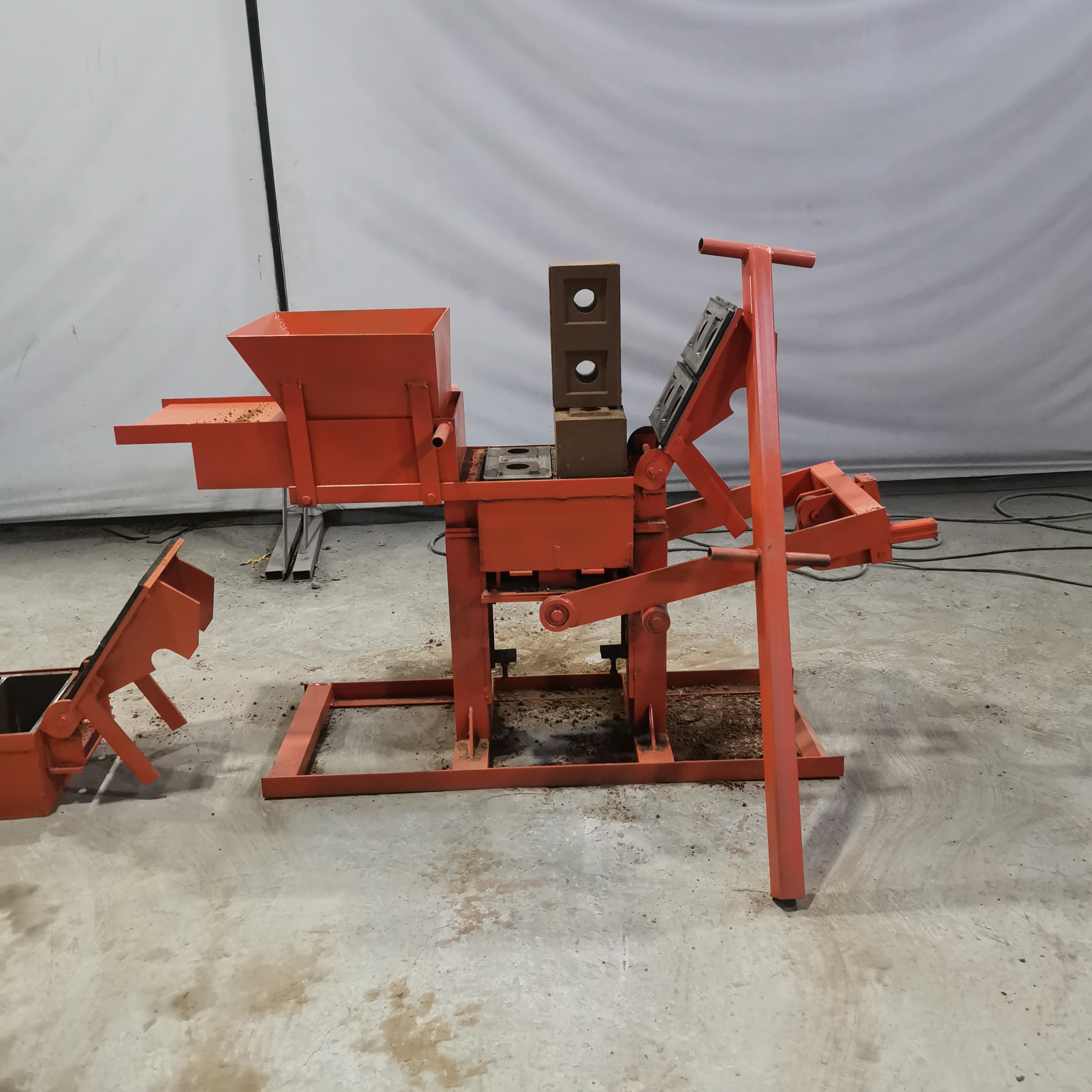 Small manual interlocking hollow solid red clay mud clay brick block machine 300-150-100mm