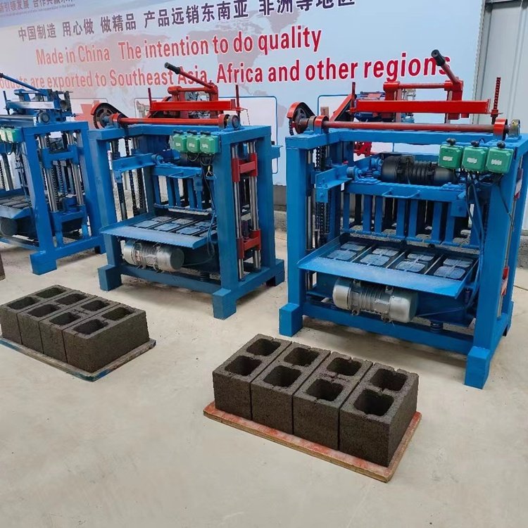 Small mobile non-burning brick machine Block brick machine non-burning hollow roadside stone support plate brick machine