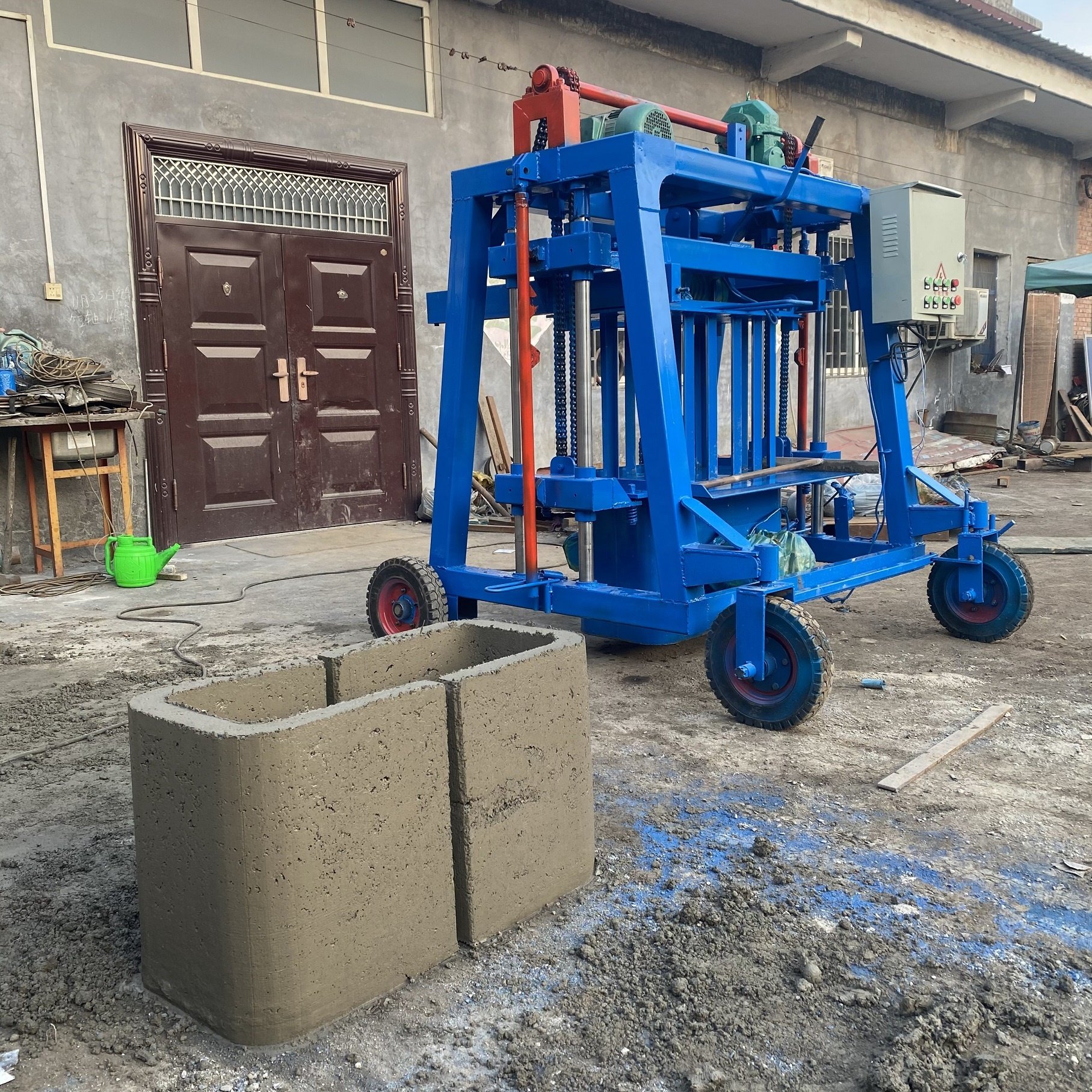 low price mobile manual concrete block making machine for sale soil brick making machine