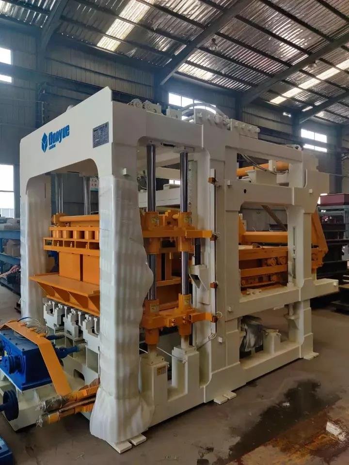 Brick Machine China High Quality Solid Block Making Machine QT10-15 with Cheap Price