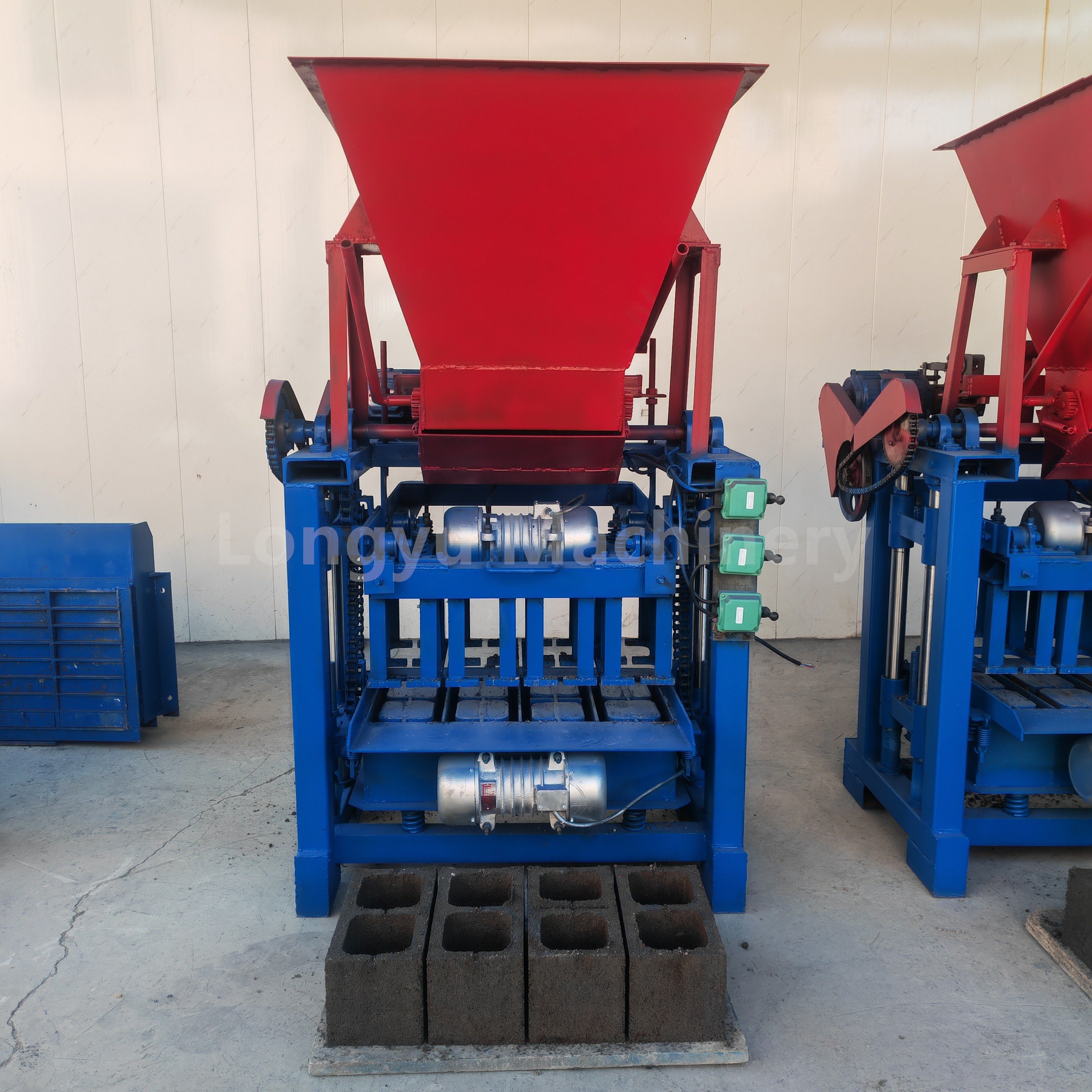 Make money at home small investment big return money making machine small semi-automatic cement concrete brick making machine