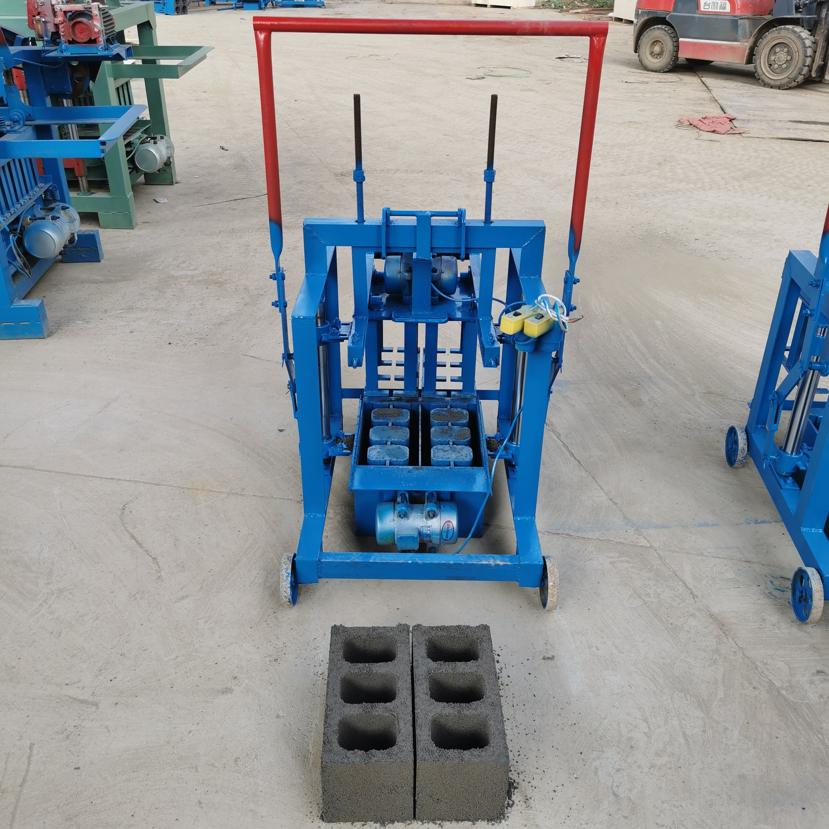 Business ideas with small investment 2024 cement brick making machine for small business ideas