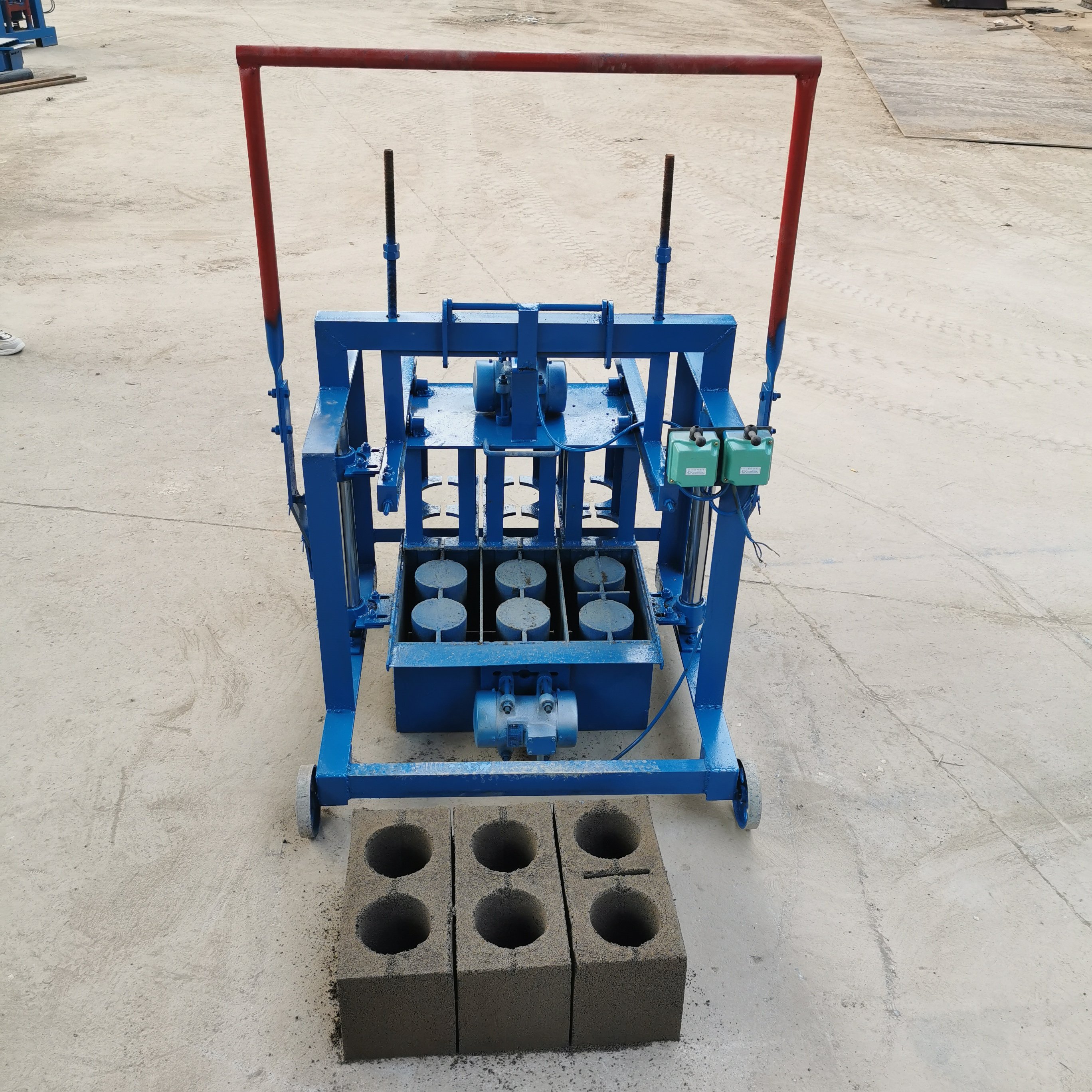 Business ideas with small investment 2024 cement brick making machine for small business ideas