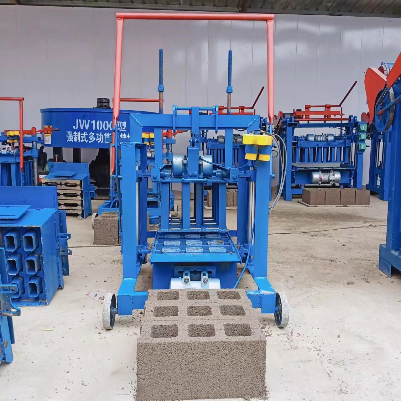 Business ideas with small investment 2024 cement brick making machine for small business ideas