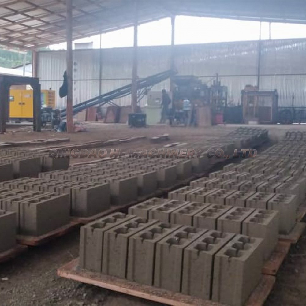 QT4-16 Hydraulic Pressure Bricks Manufacturing Equipment Block Making Machine Concrete Philippines Global 4000 Cement Sand Solid