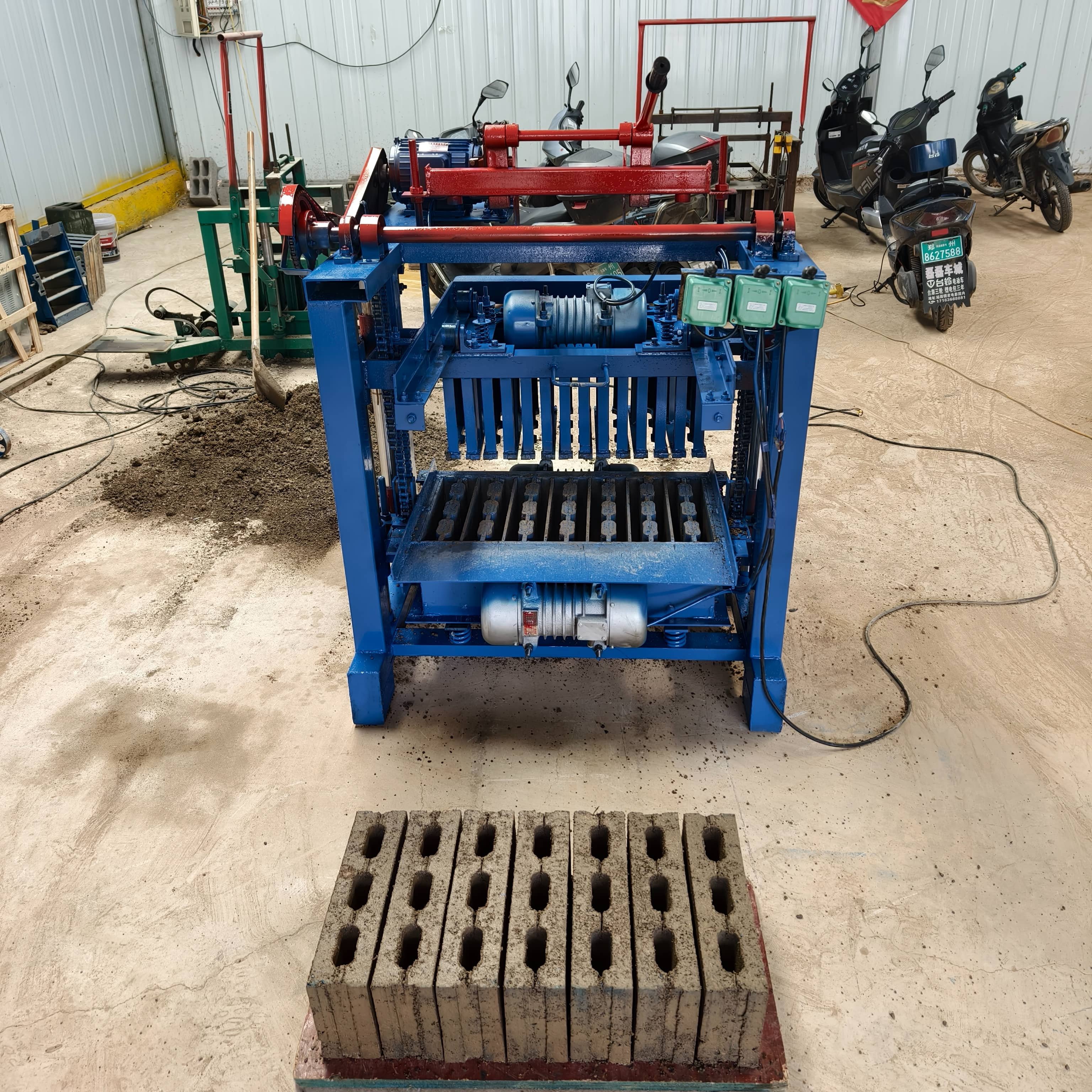 Semi-automatic Shengjia China Factory Brick Making Machine Stable Block Making Machine With Electric Mode