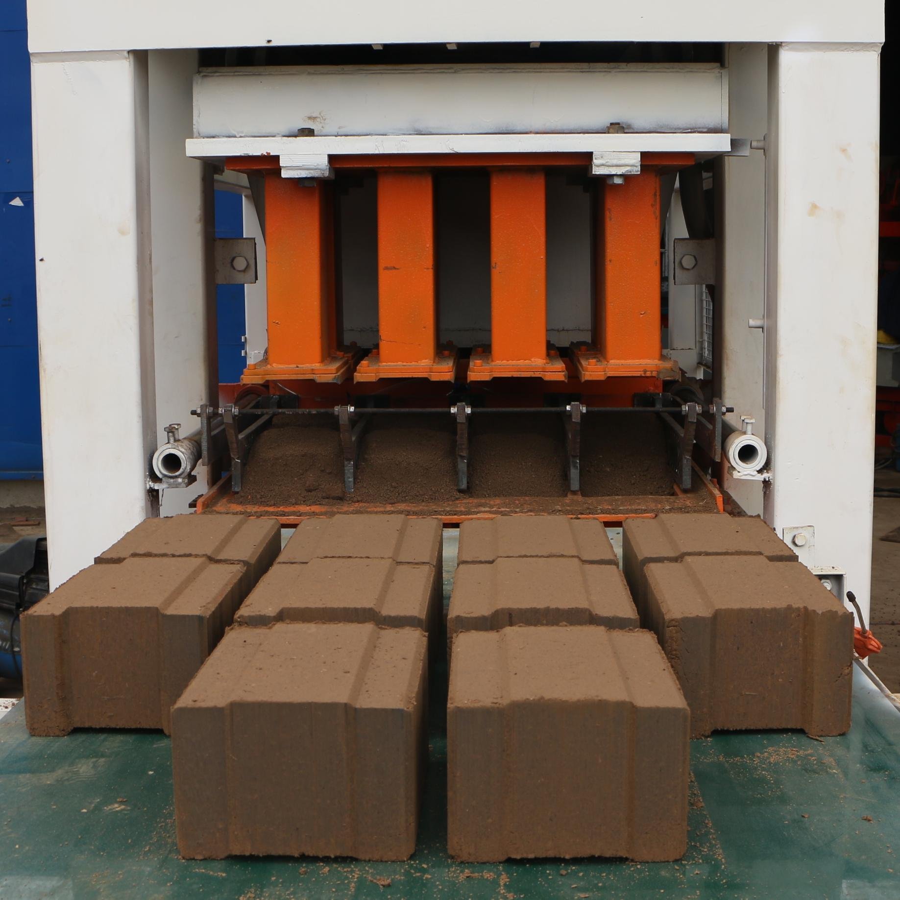 Hot sale brick making machine 100 Tons insulated block factory