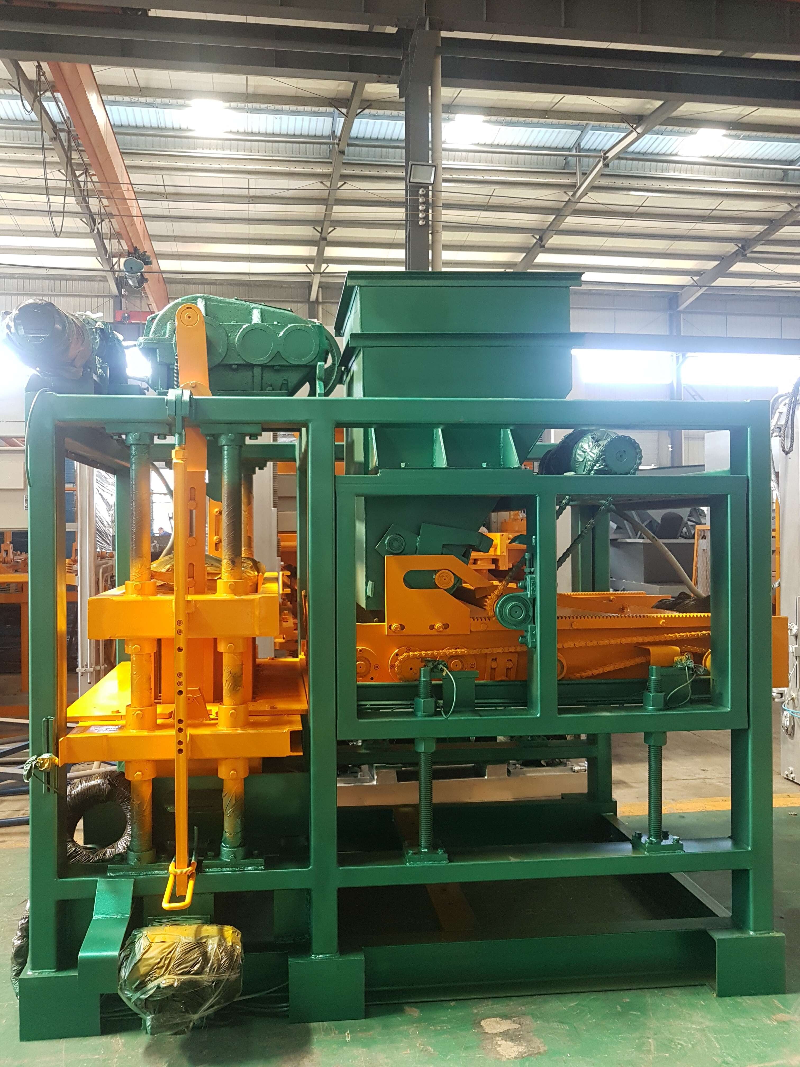 small business ideas Hongfa brick machine price bricks manufacturing machine Chinese supplier in Dubai