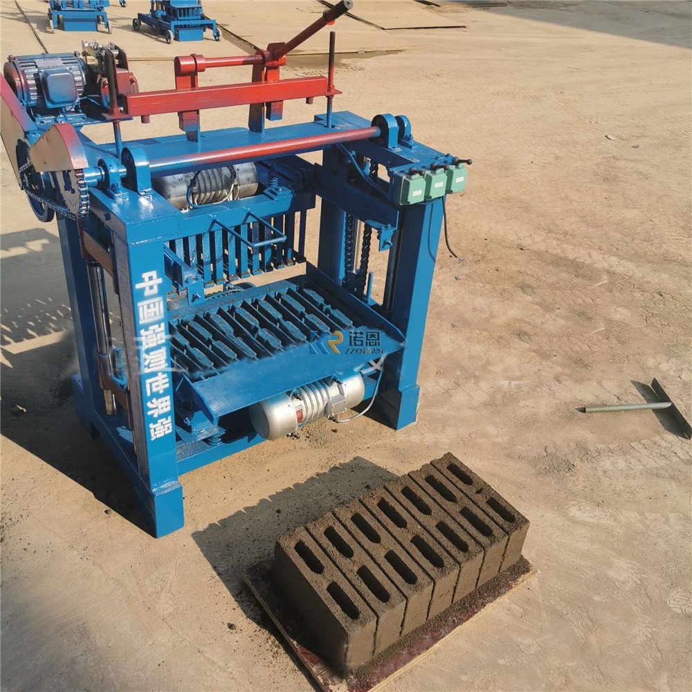 Construction Machine Automatic Concrete Cement Clay Fly Ash Sand Hollow Paving Stone Brick and Block Making Machine in Stock