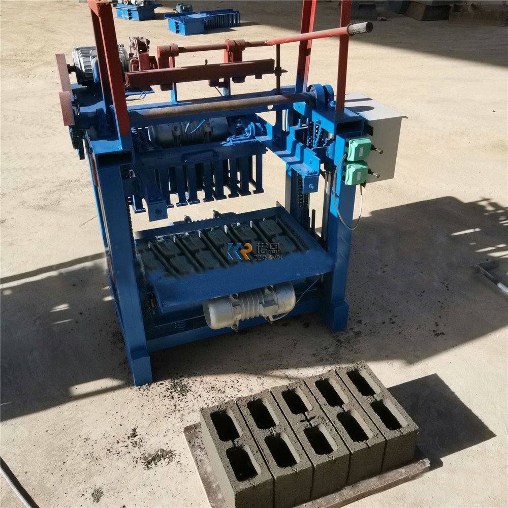Construction Machine Automatic Concrete Cement Clay Fly Ash Sand Hollow Paving Stone Brick and Block Making Machine in Stock