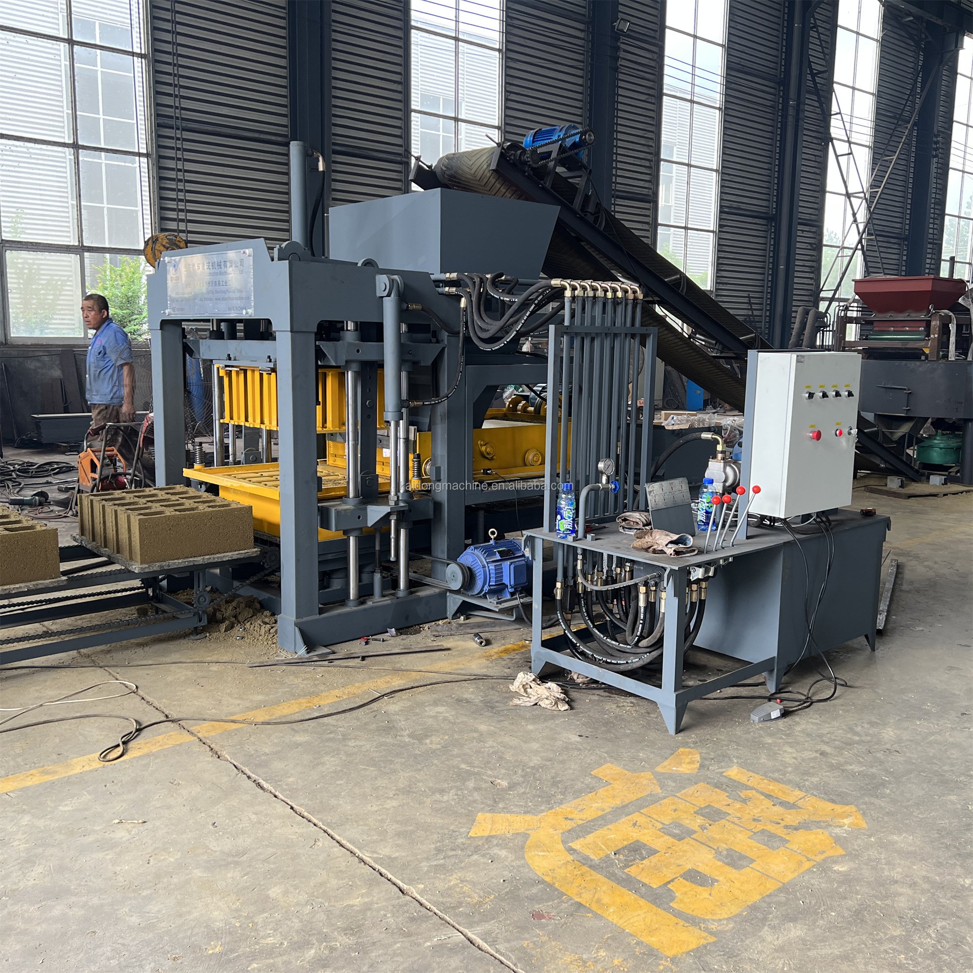 Kaidong automatic hydraulic machine de brique ciment hollow block making machine in ethiopia business ideas