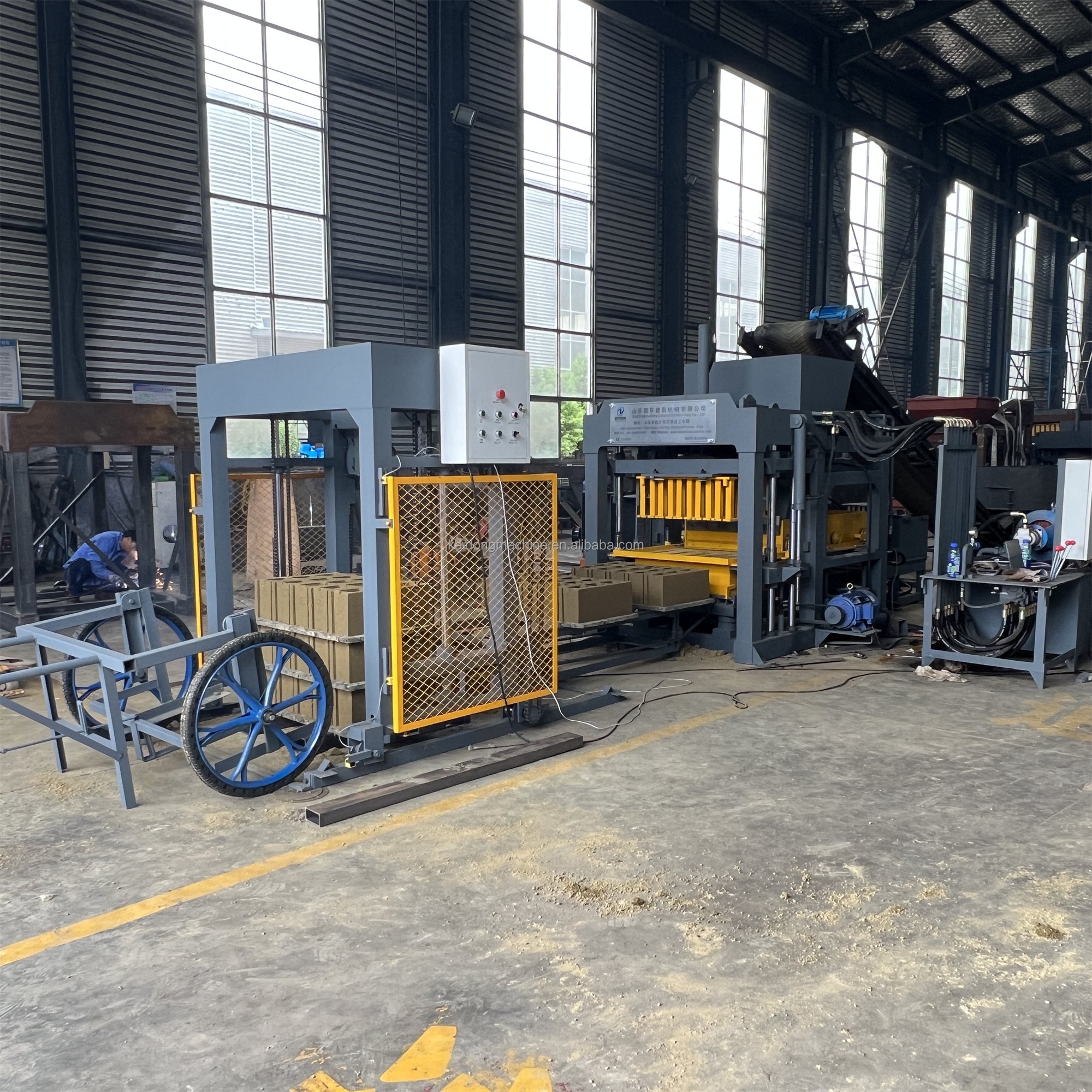 KAIDONG QT4-15D Hollow Block Making Machine Fulling Automatic Color Solid Concrete Block Making Machine