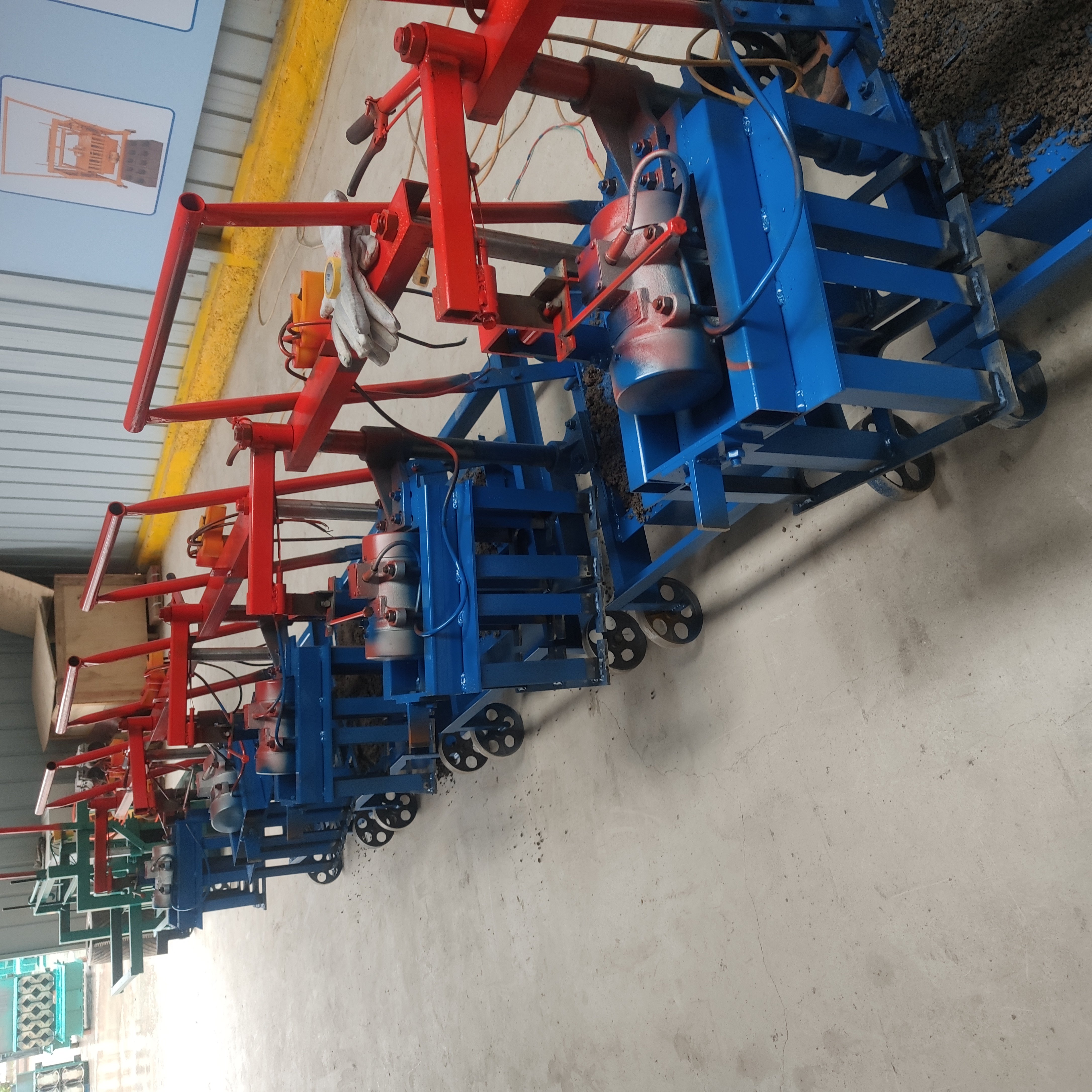 Brick Making Machine Multi Functional Concrete Cement Brick Making Machinery Mold For Concrete Post
