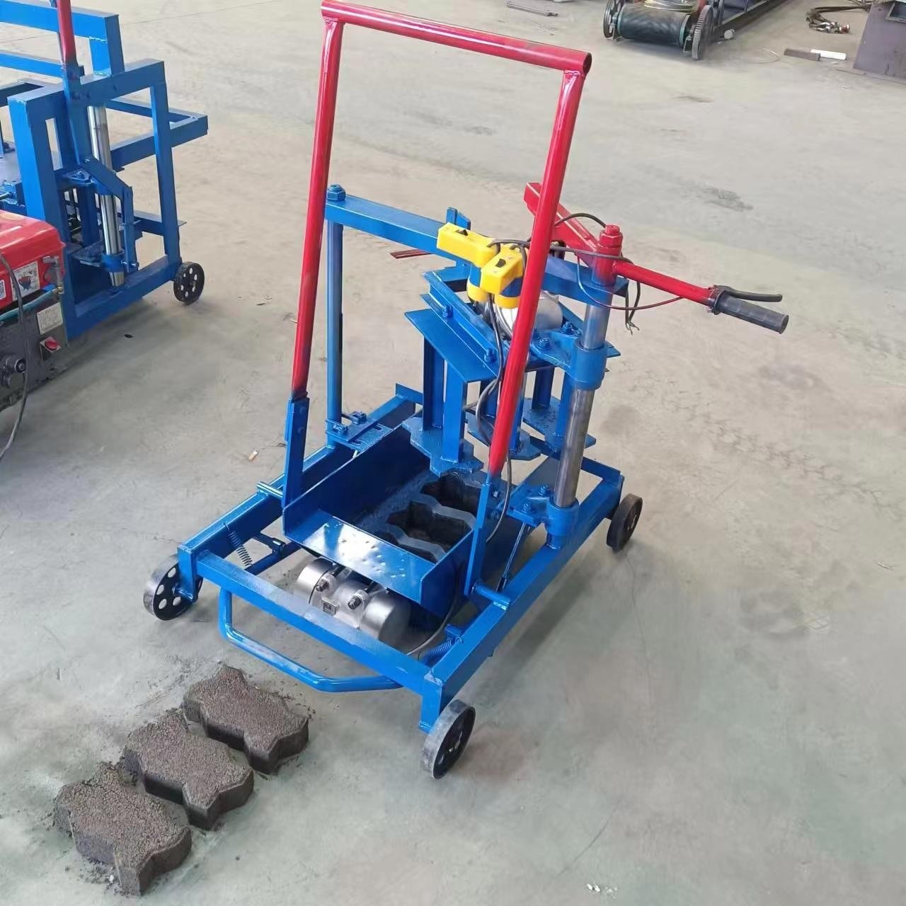 High Quality Two-block Brick Making Machine Small Manual Brick Press Red Brick Machine