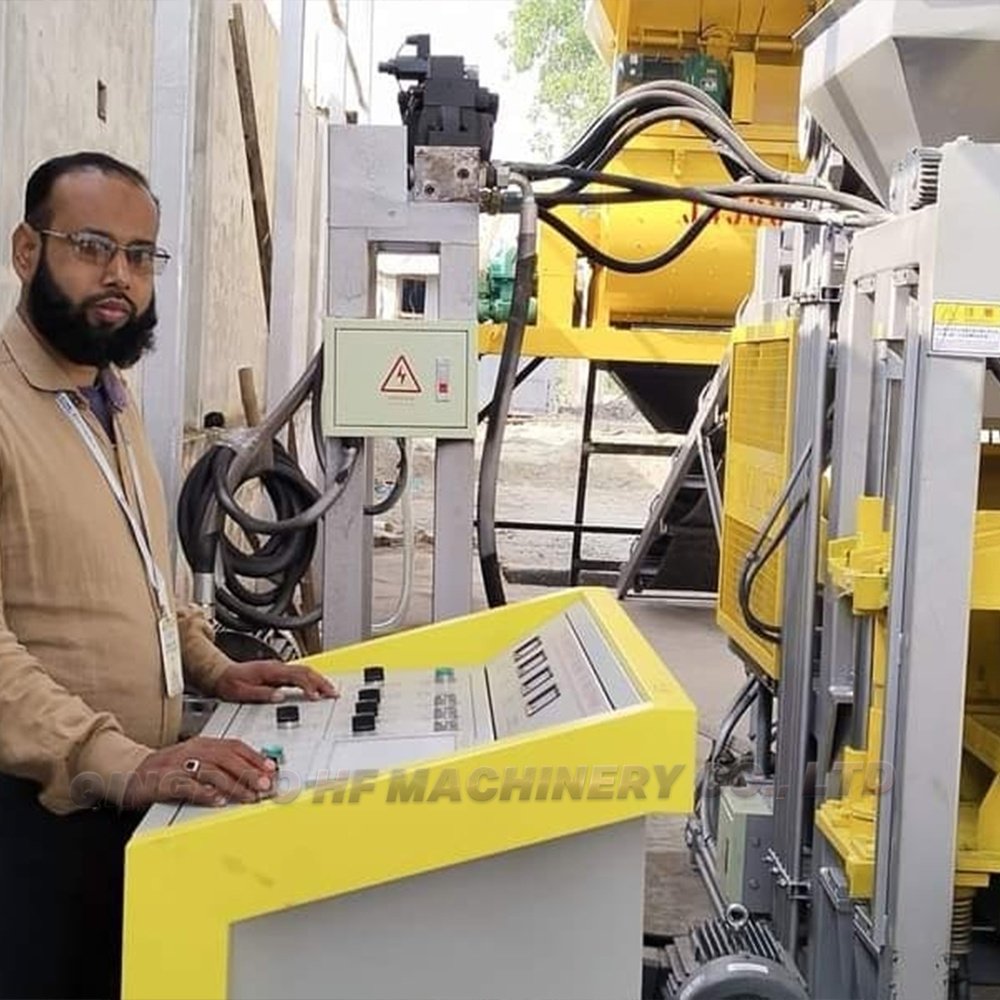 Long service time HF brand QT4-16 Concrete Brick Making Machinery for small business ideas