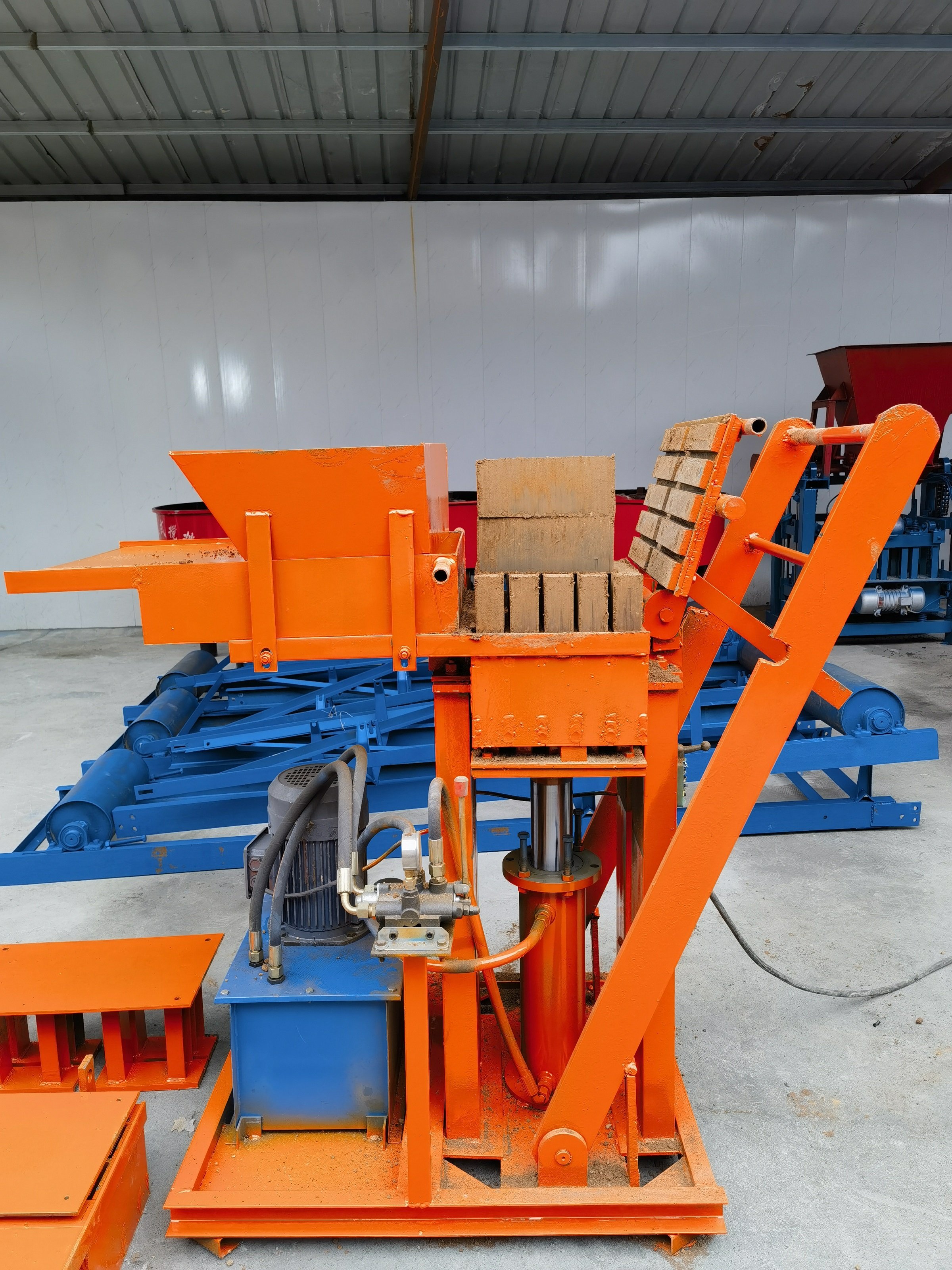 Hydraulic Press Makiga Eco Brava 2-25 Clay Stabilized Soil Earth Interlocking Block Brick Making Machine Price For Sale China