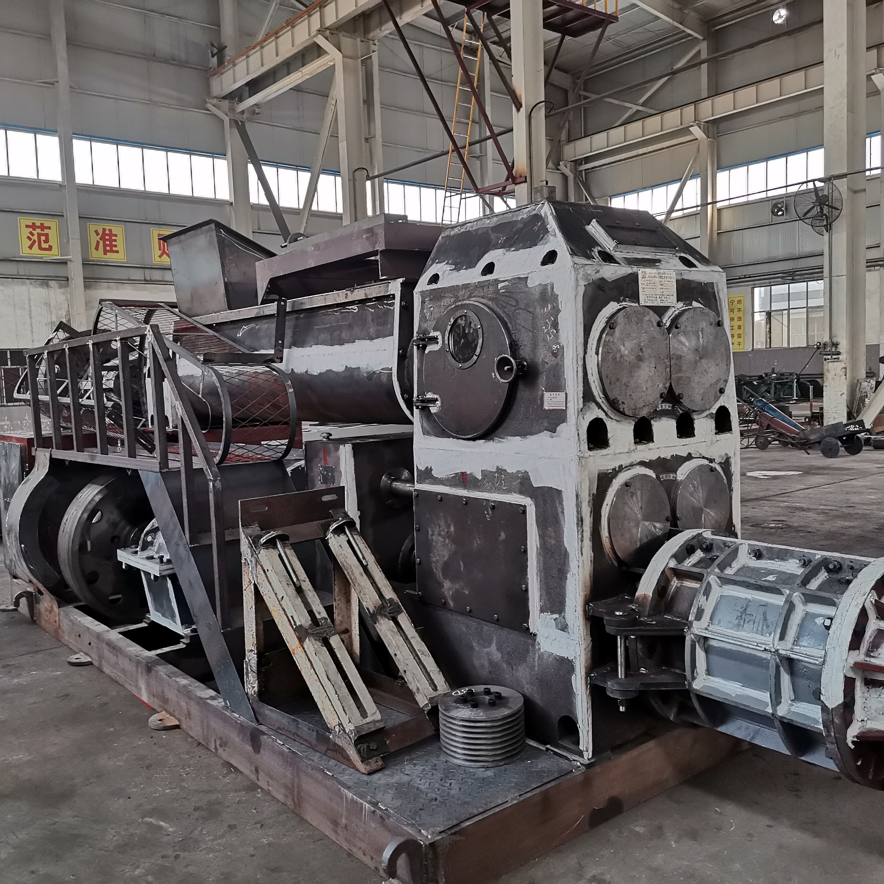 Full automatic vacuum extruder soil red clay mud earth bricks manufacturing red brick making machine clay
