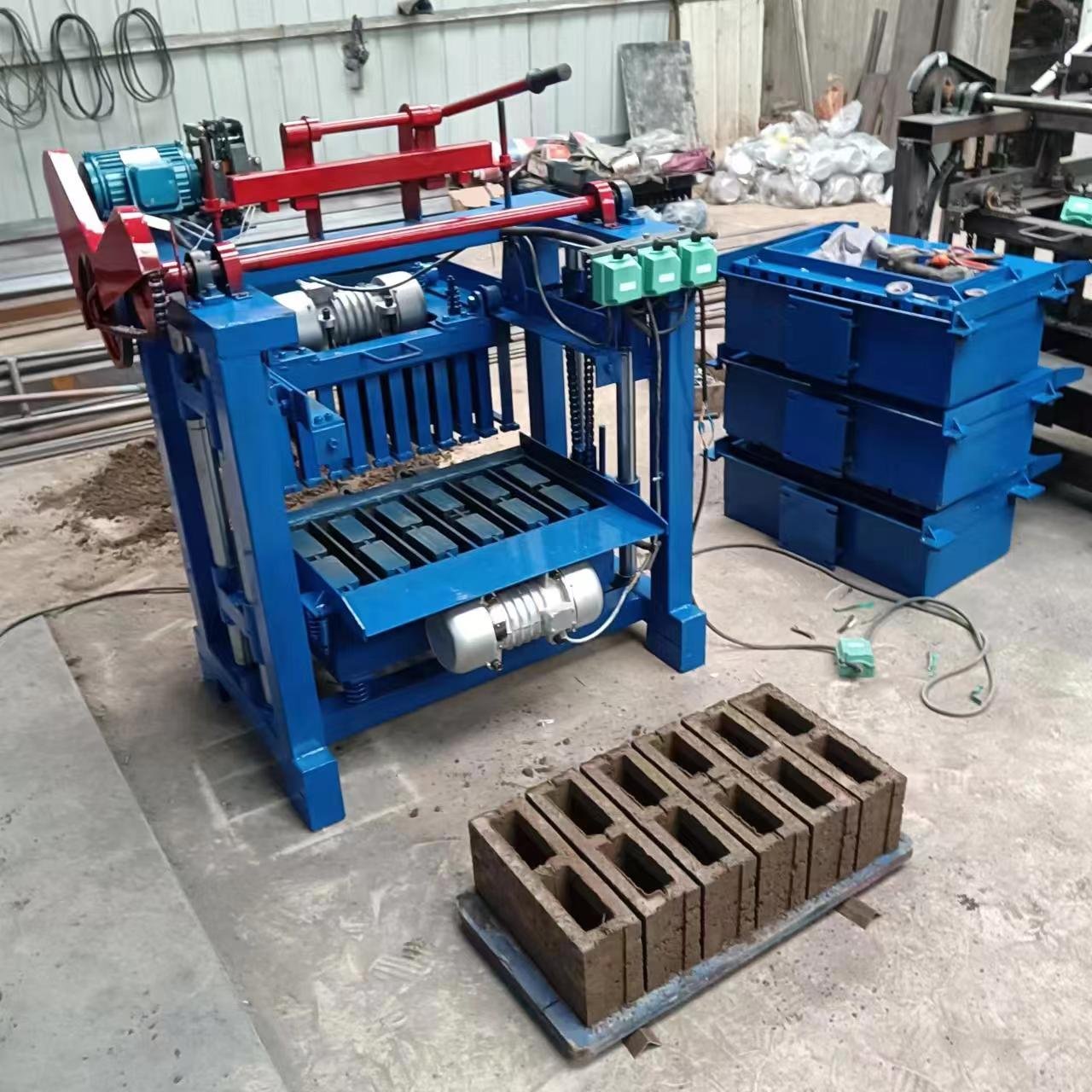 Semi-Automatic Cement Block Making Machine Manual Interlocking Brick Machine Brick Laying Machine Price