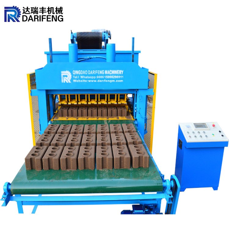 Compressed Red Soil Cement Porous Brick Interlock Price 7-10 Iraq Interlocking Clay Soil Brick Plant