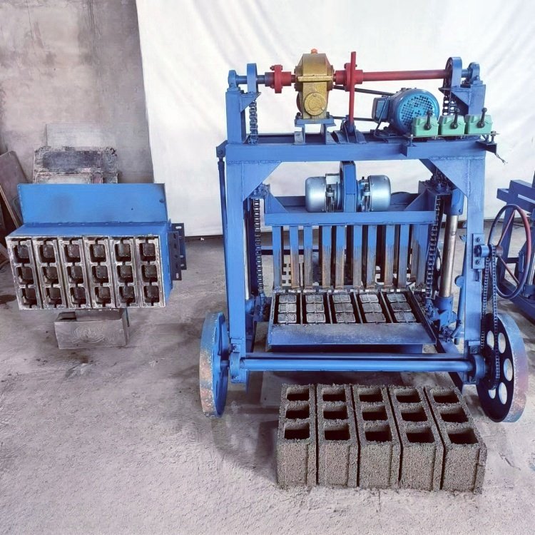 Hollow brick machine cement interlocking brick making machine block machine made in China