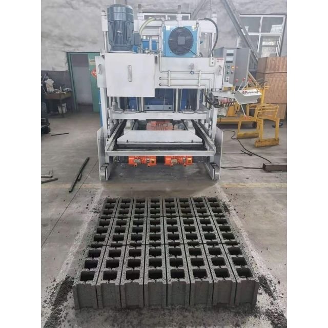 YJ Concrete Hollow Block Machine Cement Brick Making Machinery QMY18-15 Egg Layer Construction Machines For Building Blocks Make