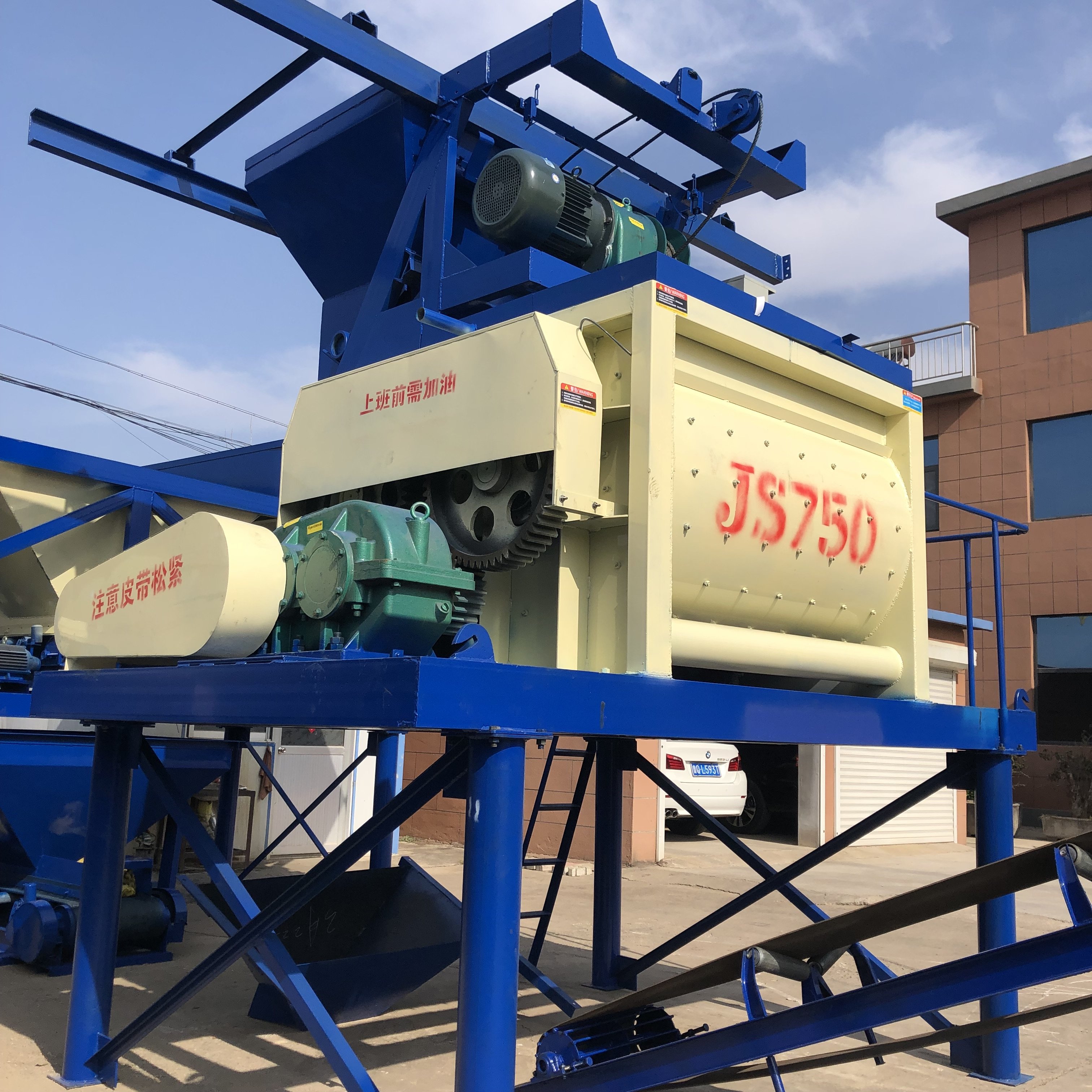 QT10-15 brick making machine with small investment and high profit, is on sale with simple operation