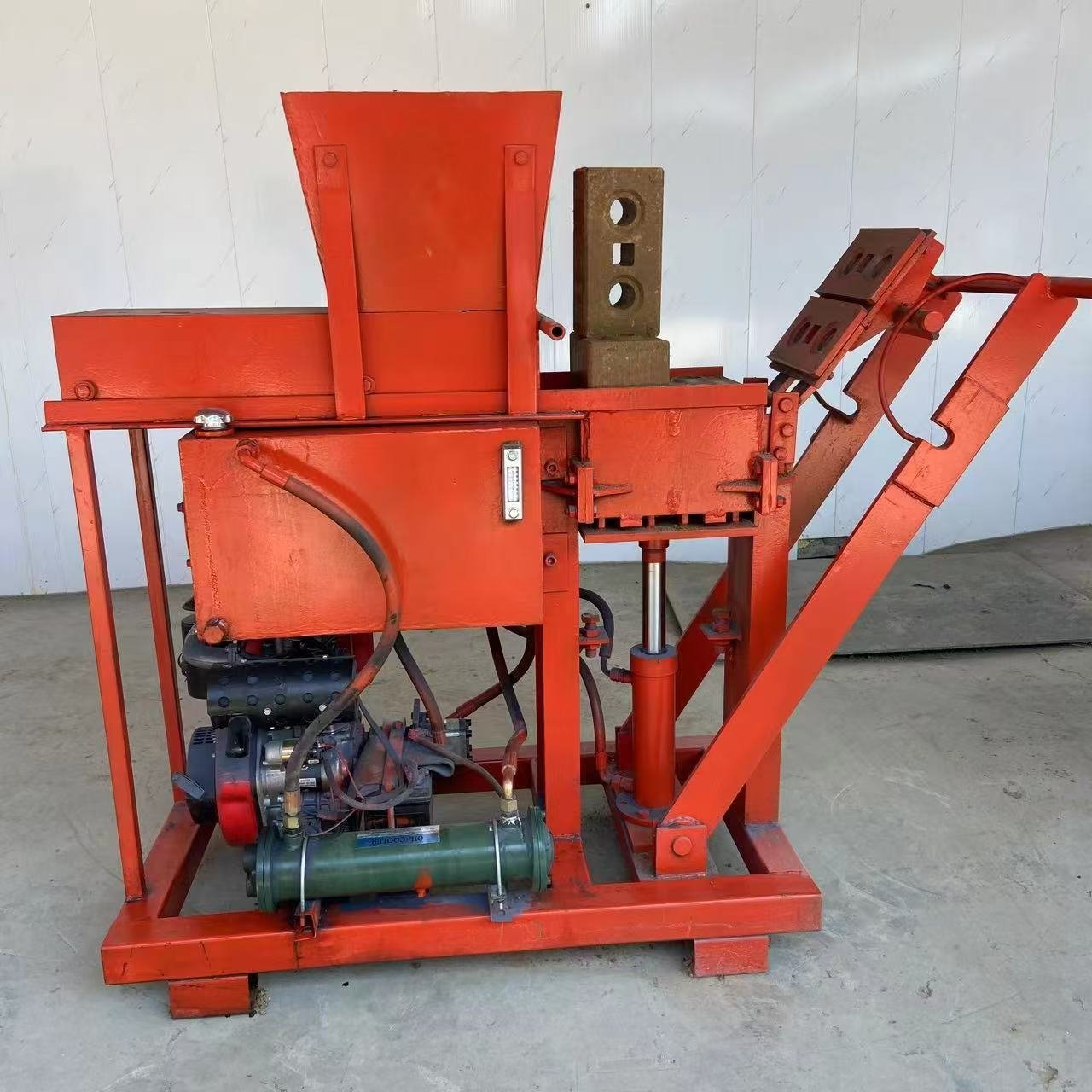Brick Making Machine Hand Press Brick Making Machine Soil Cement Manual Interlocking Light Weight Brick Making Machine