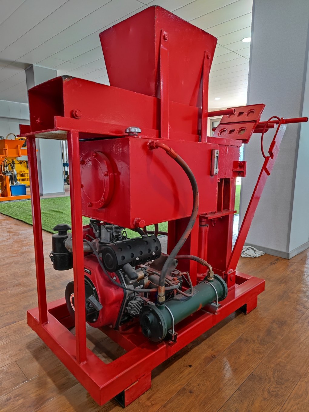 Diesel Driven Cement Clay Brick Making Machine Portable Small Engineering Equipment Efficient Brick Making Machine
